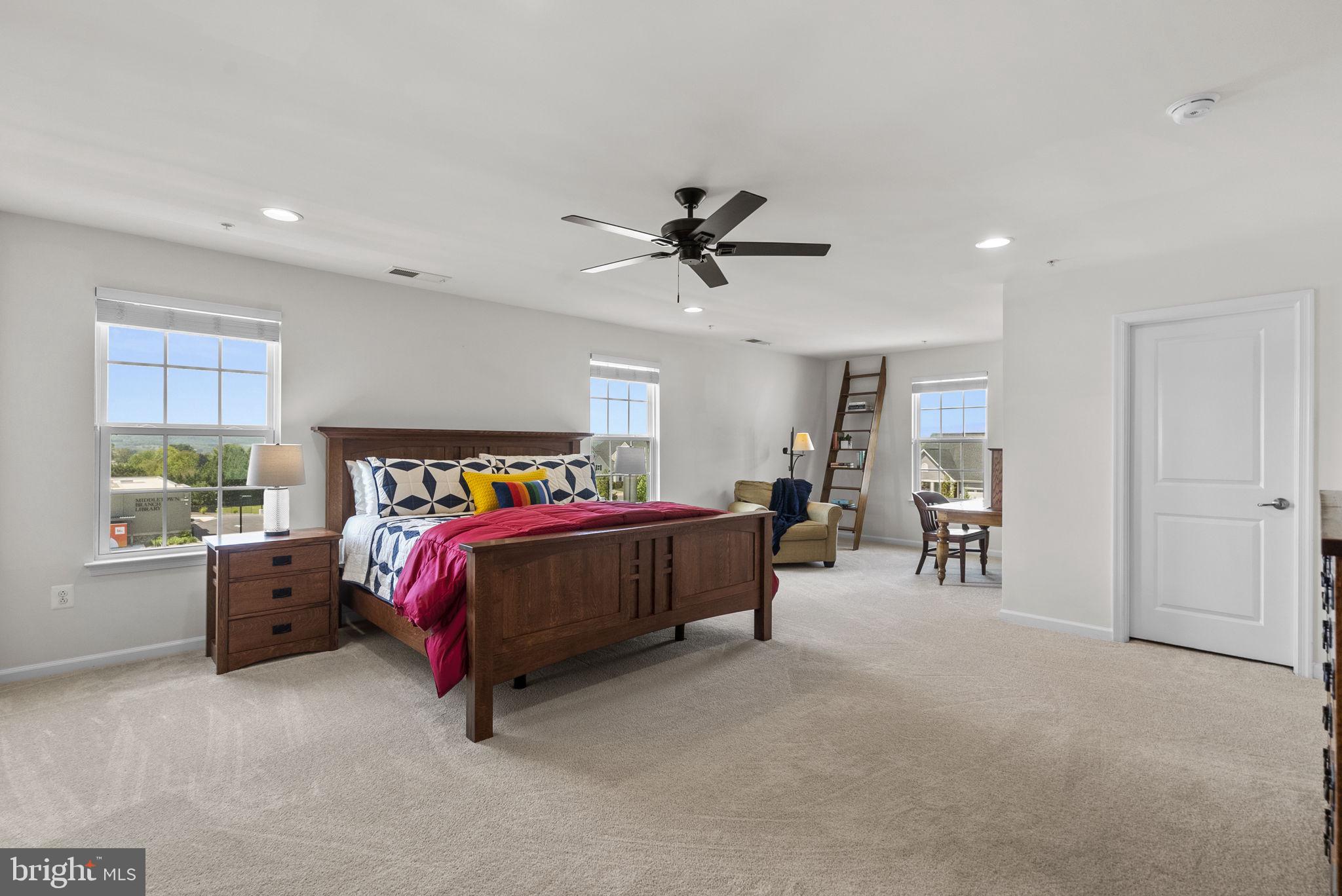MIDDLETOWN GLEN - Residential