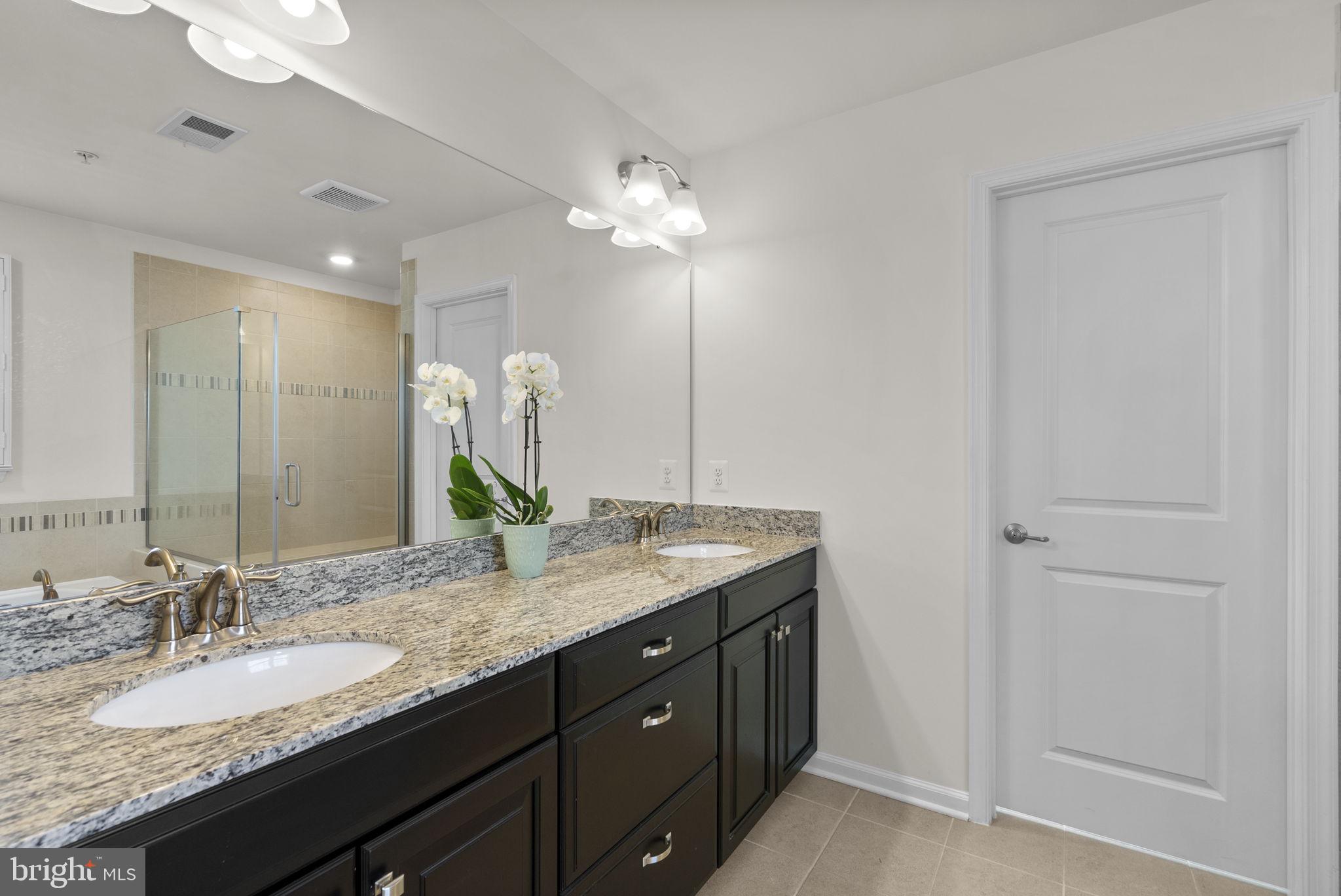 MIDDLETOWN GLEN - Residential
