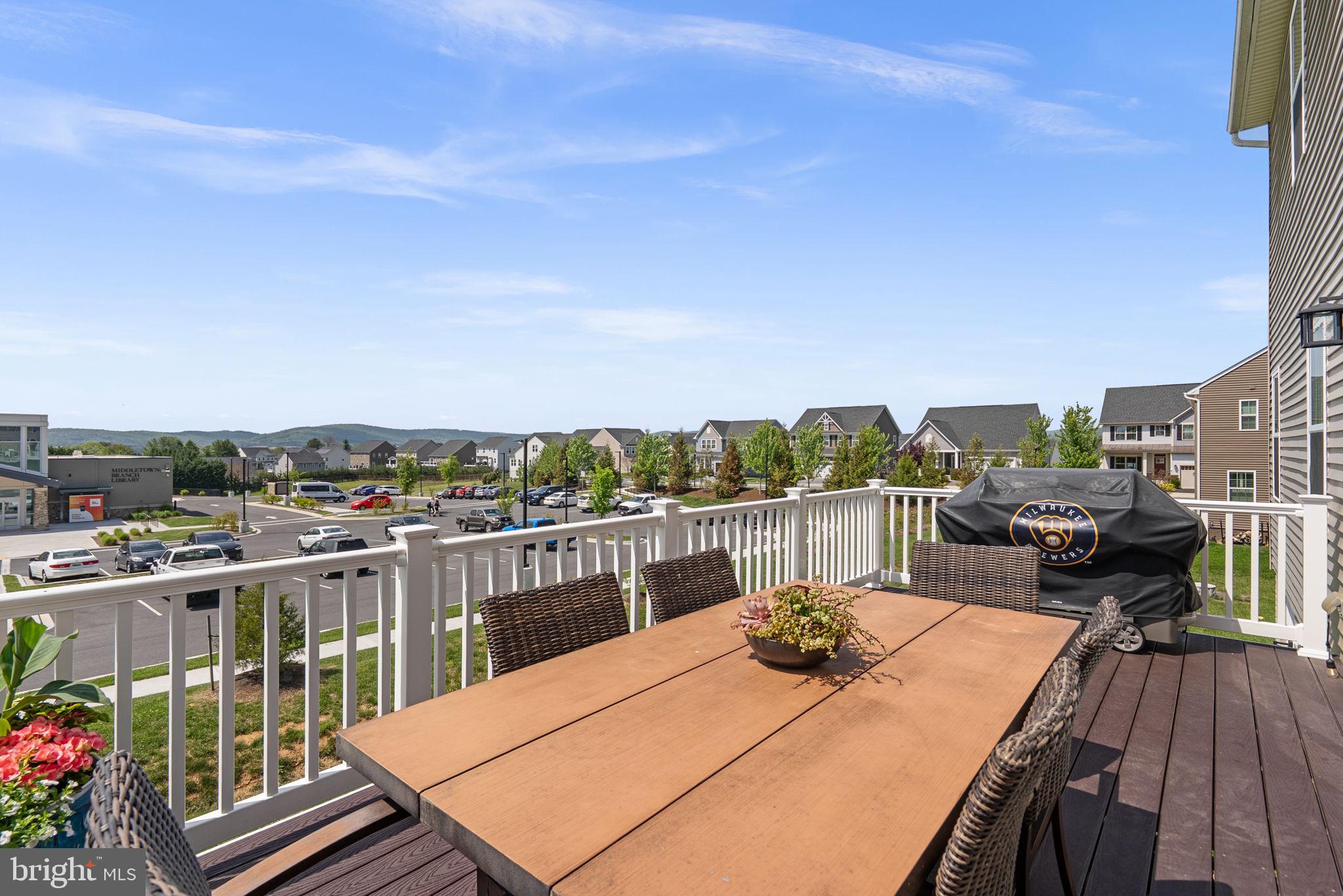 MIDDLETOWN GLEN - Residential
