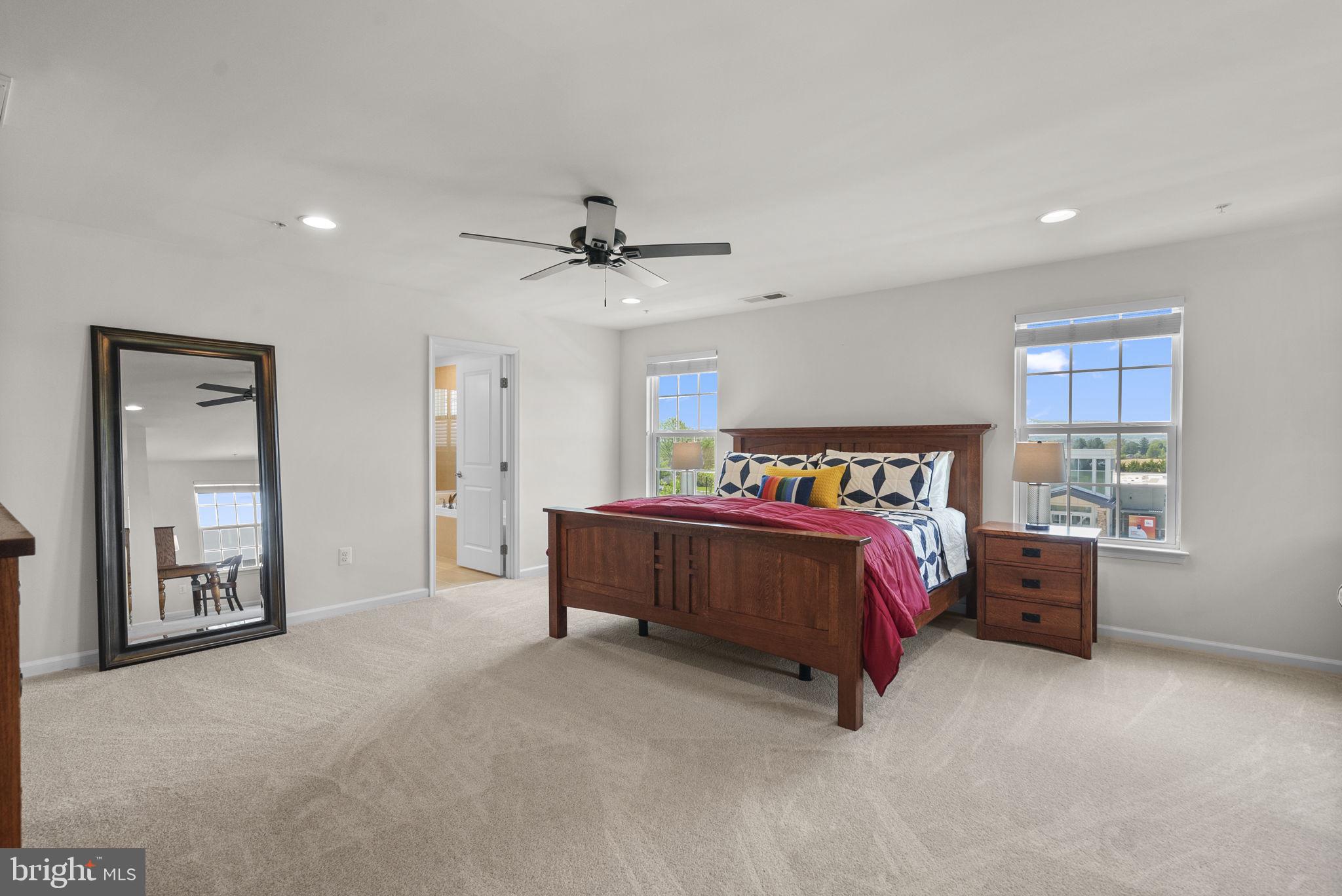 MIDDLETOWN GLEN - Residential