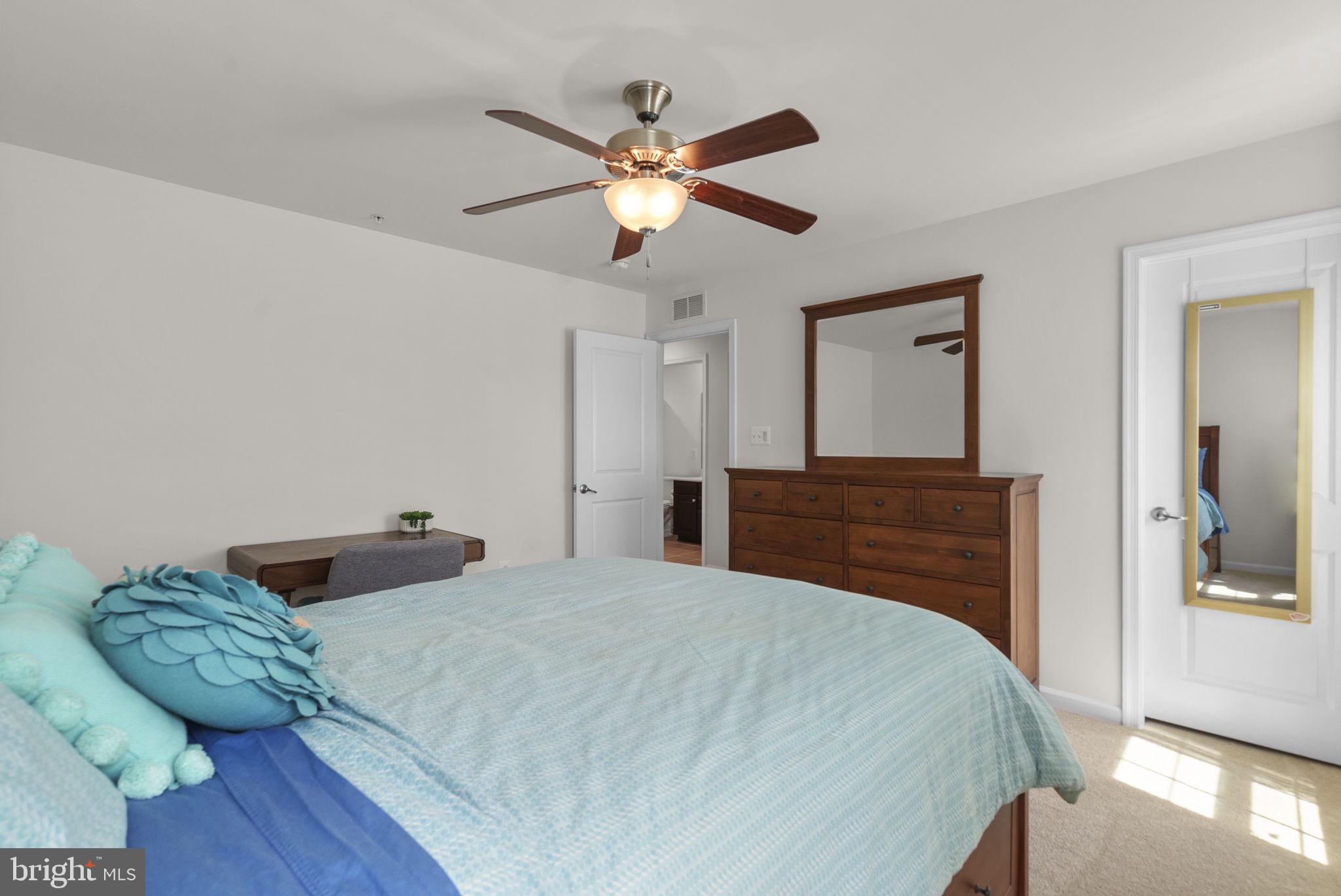MIDDLETOWN GLEN - Residential