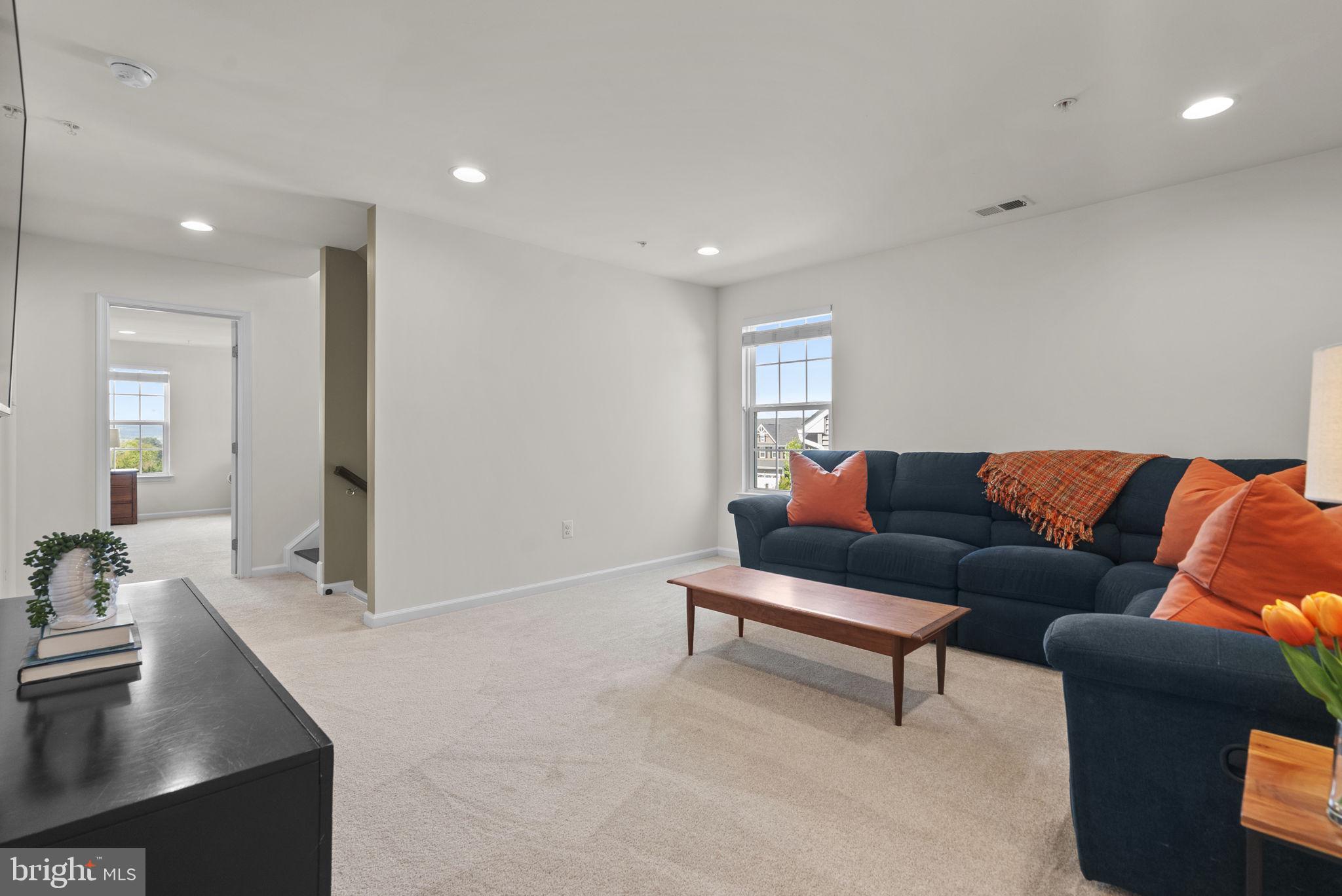 MIDDLETOWN GLEN - Residential