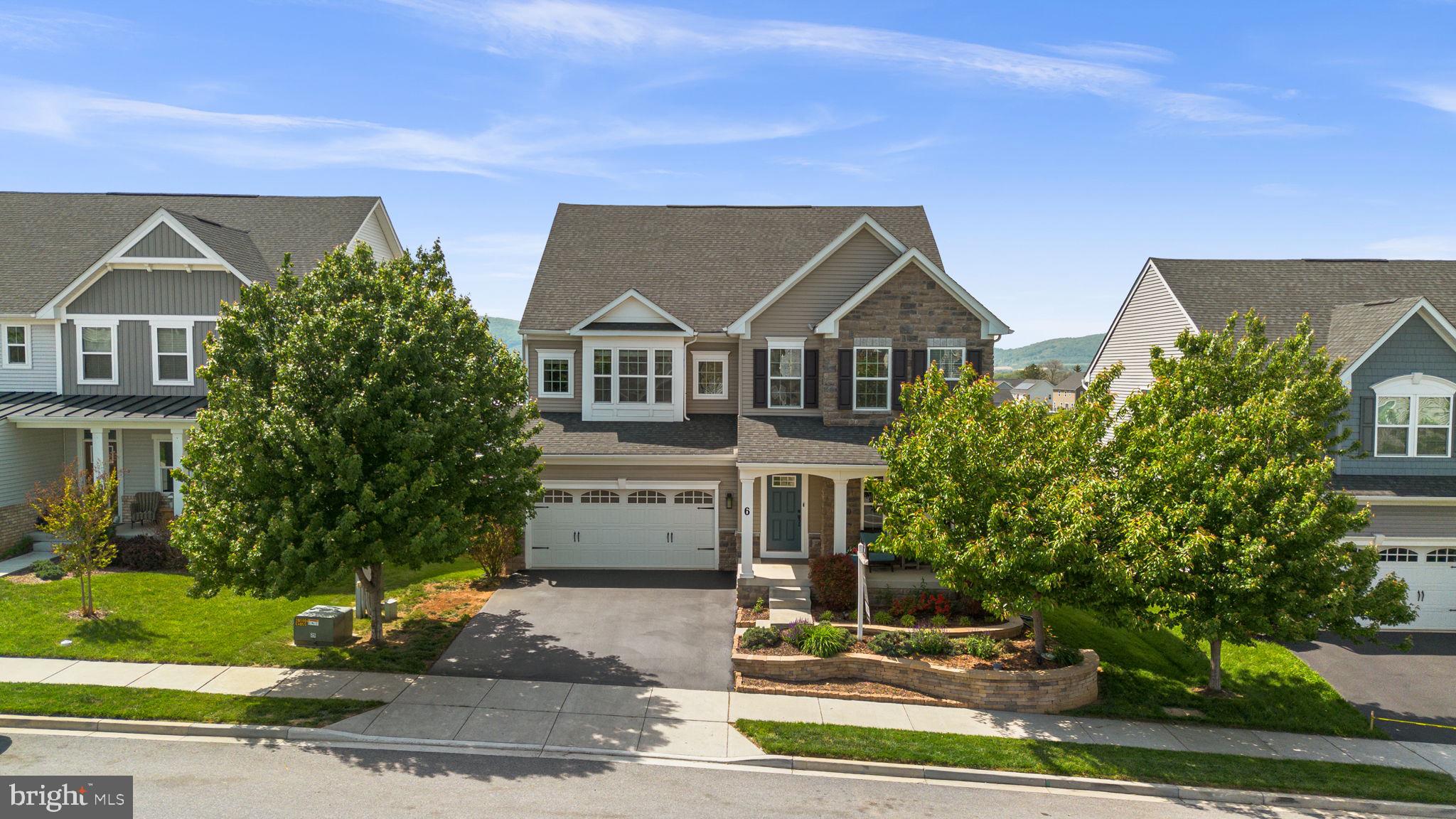 MIDDLETOWN GLEN - Residential