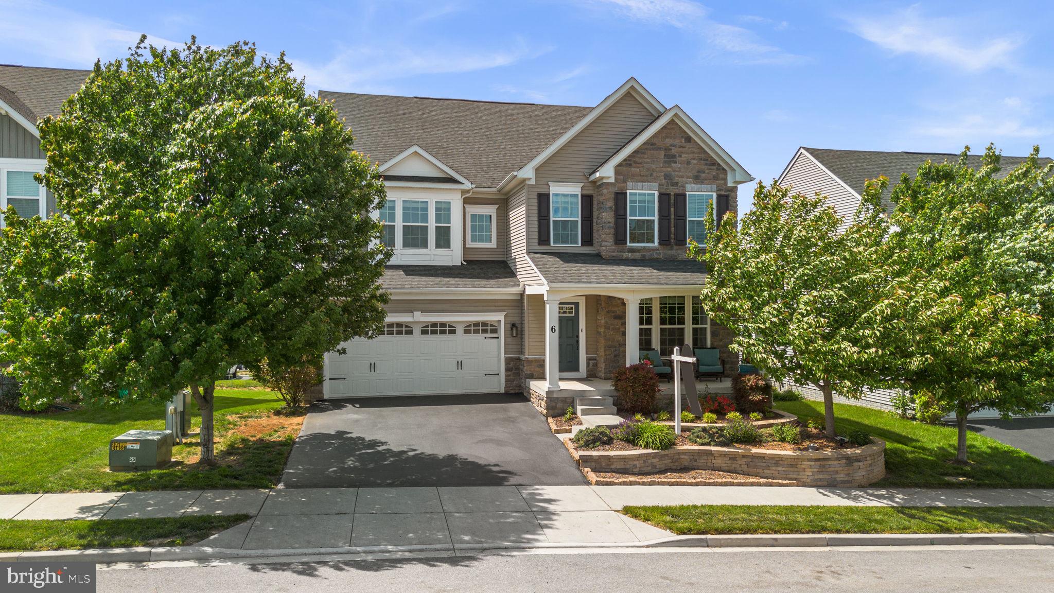 MIDDLETOWN GLEN - Residential