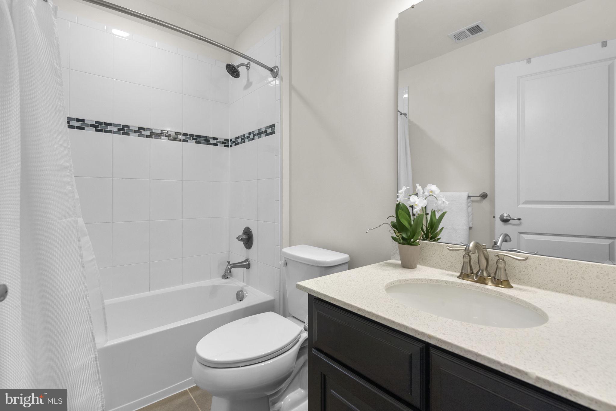 MIDDLETOWN GLEN - Residential