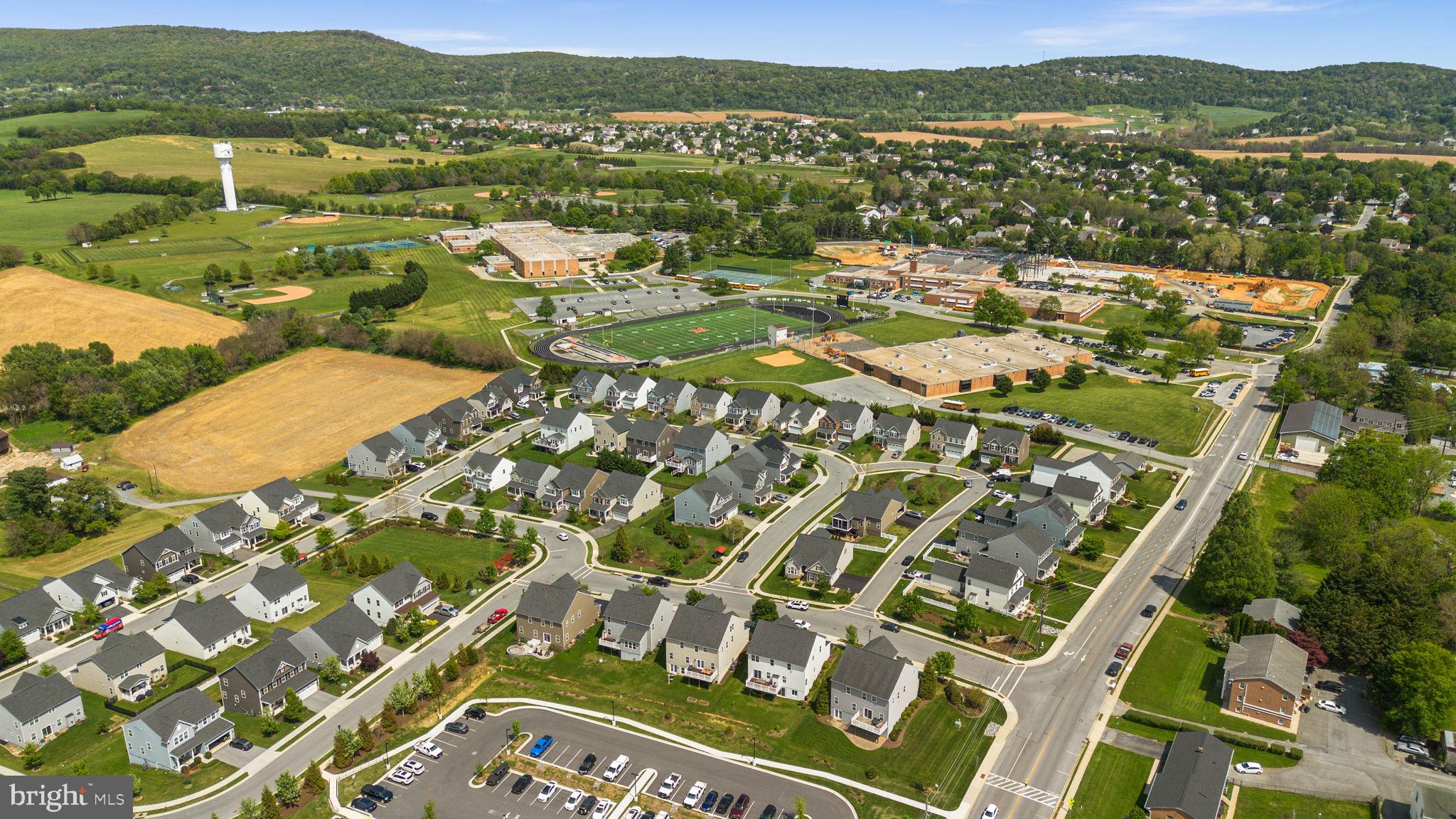 MIDDLETOWN GLEN - Residential