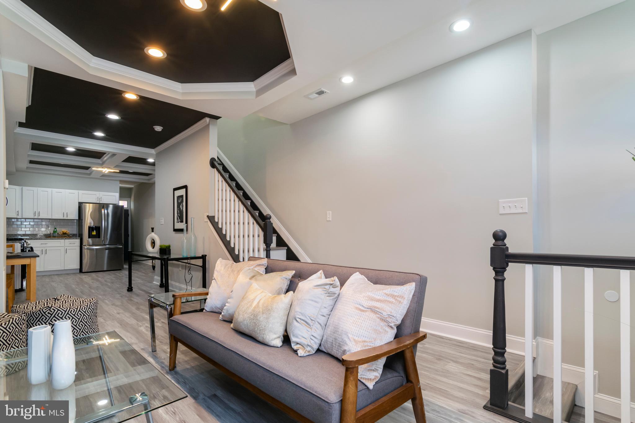 BROADWAY EAST - Residential