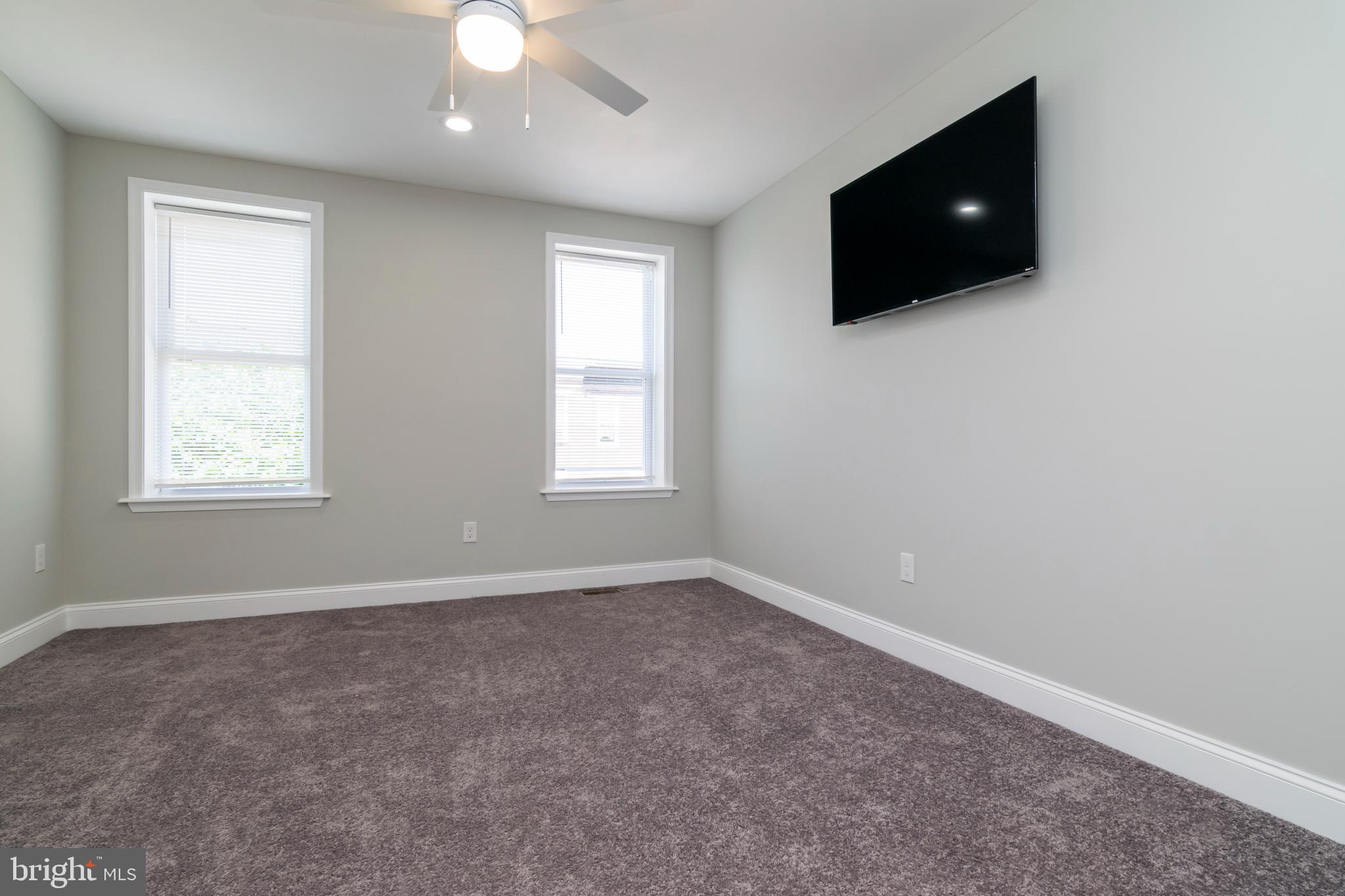 BROADWAY EAST - Residential