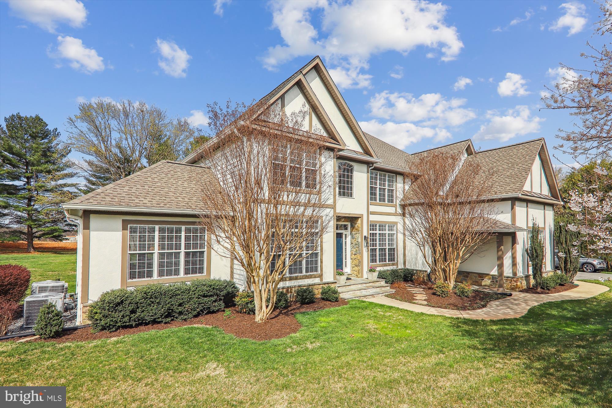DARNESTOWN OUTSIDE - Residential