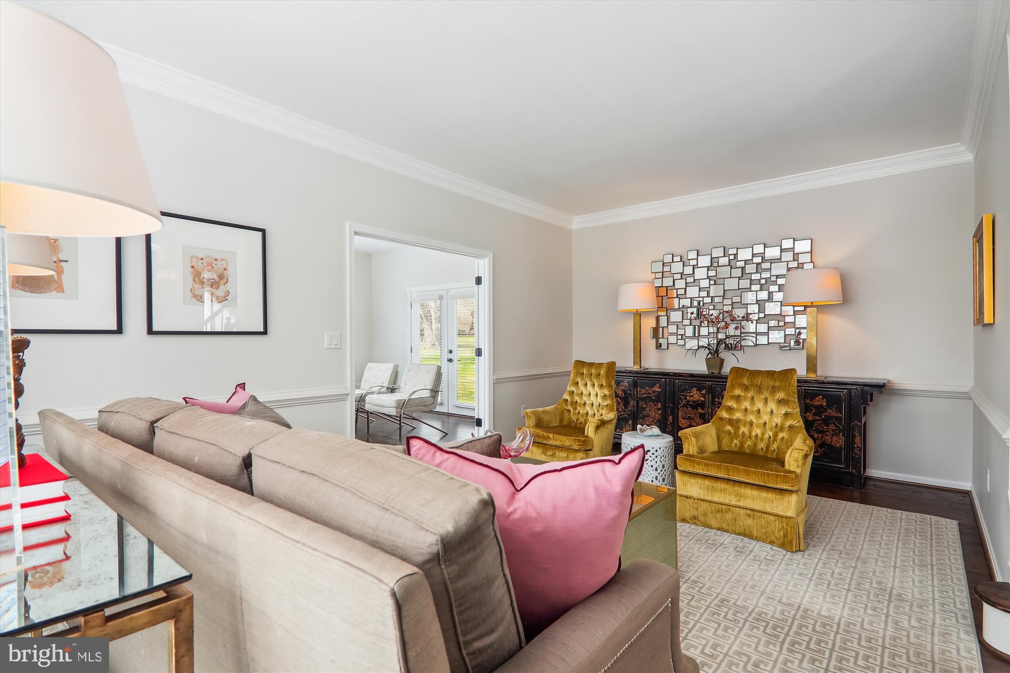 DARNESTOWN OUTSIDE - Residential