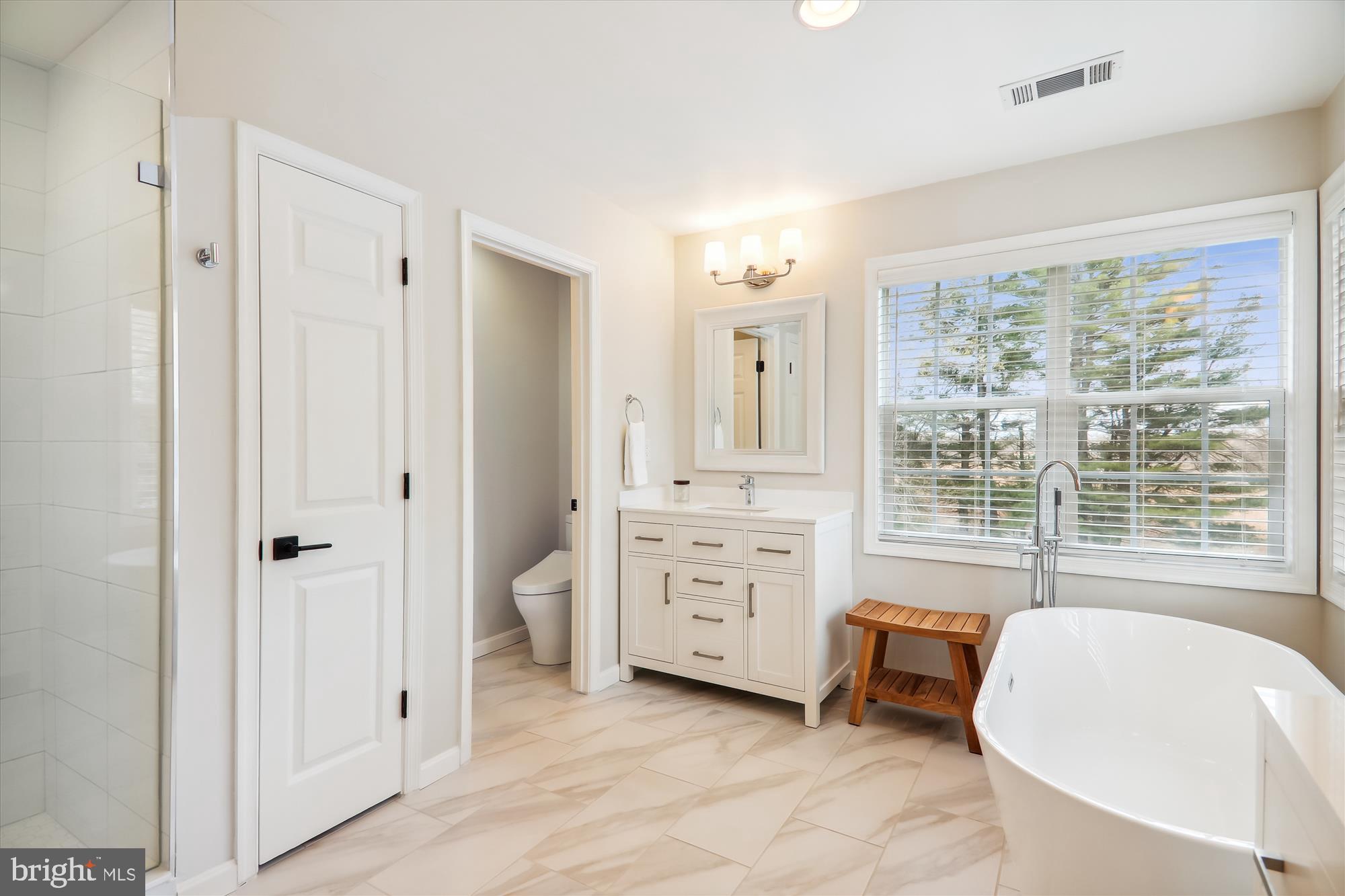 DARNESTOWN OUTSIDE - Residential