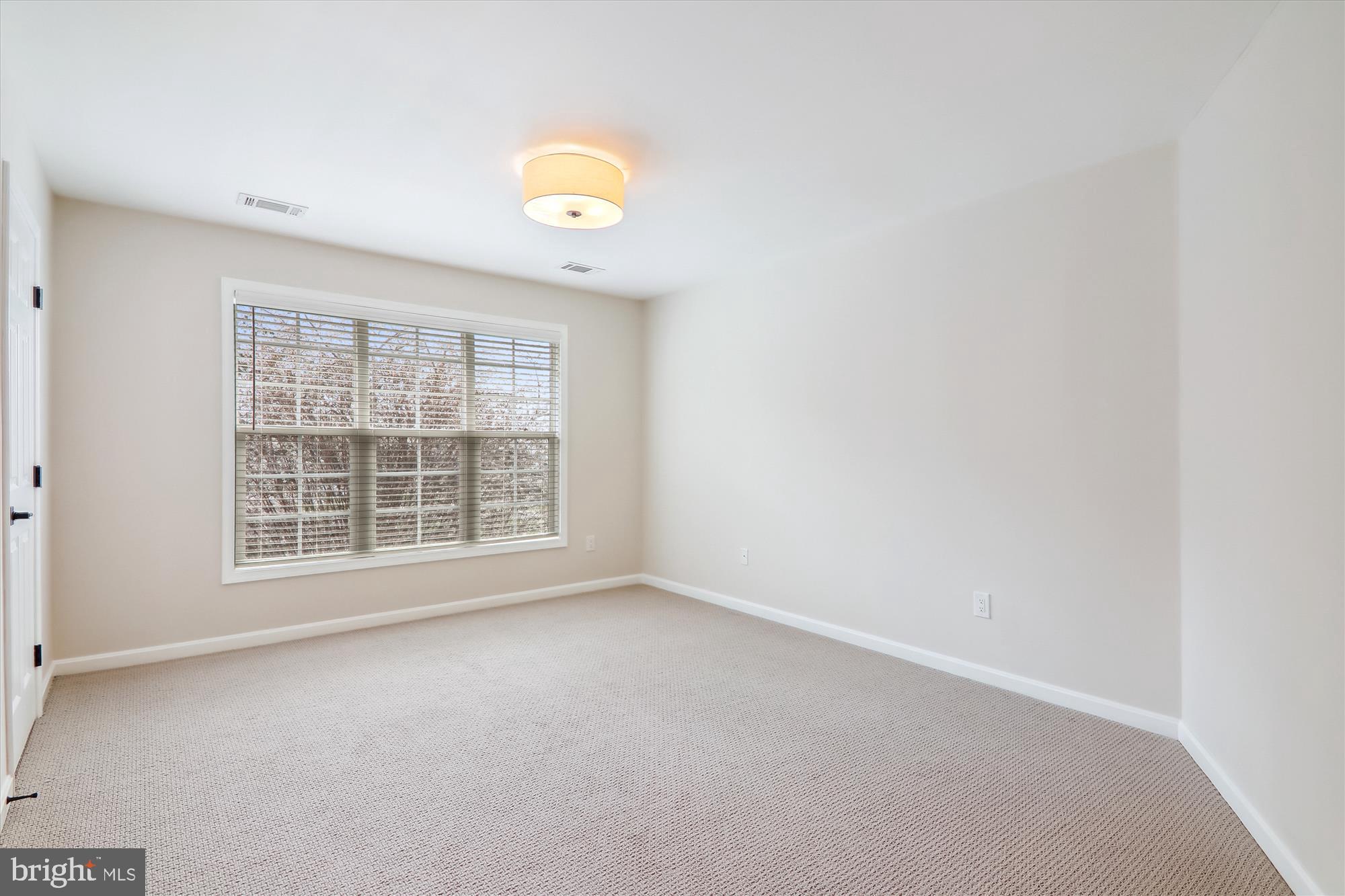 DARNESTOWN OUTSIDE - Residential