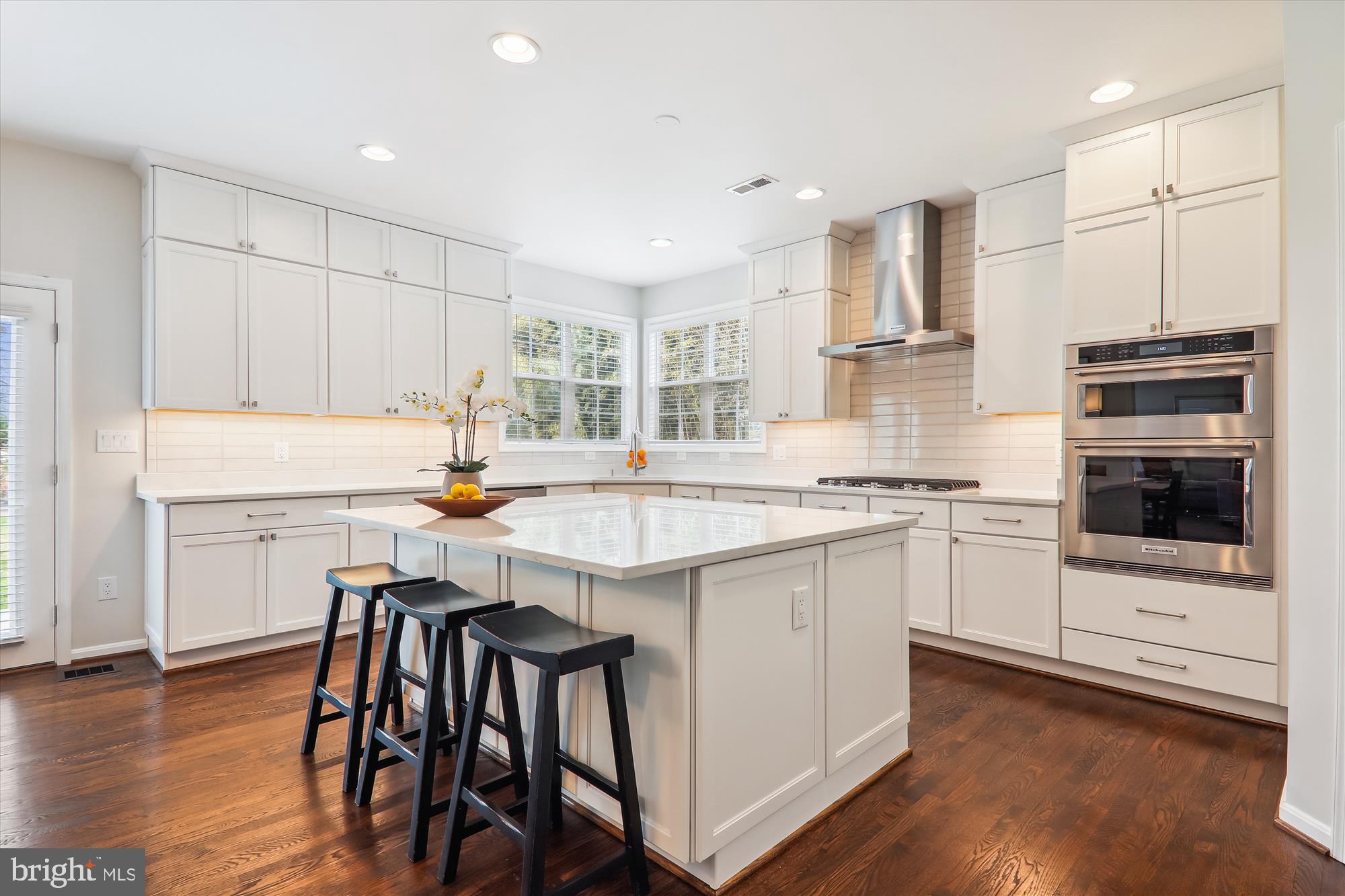 DARNESTOWN OUTSIDE - Residential