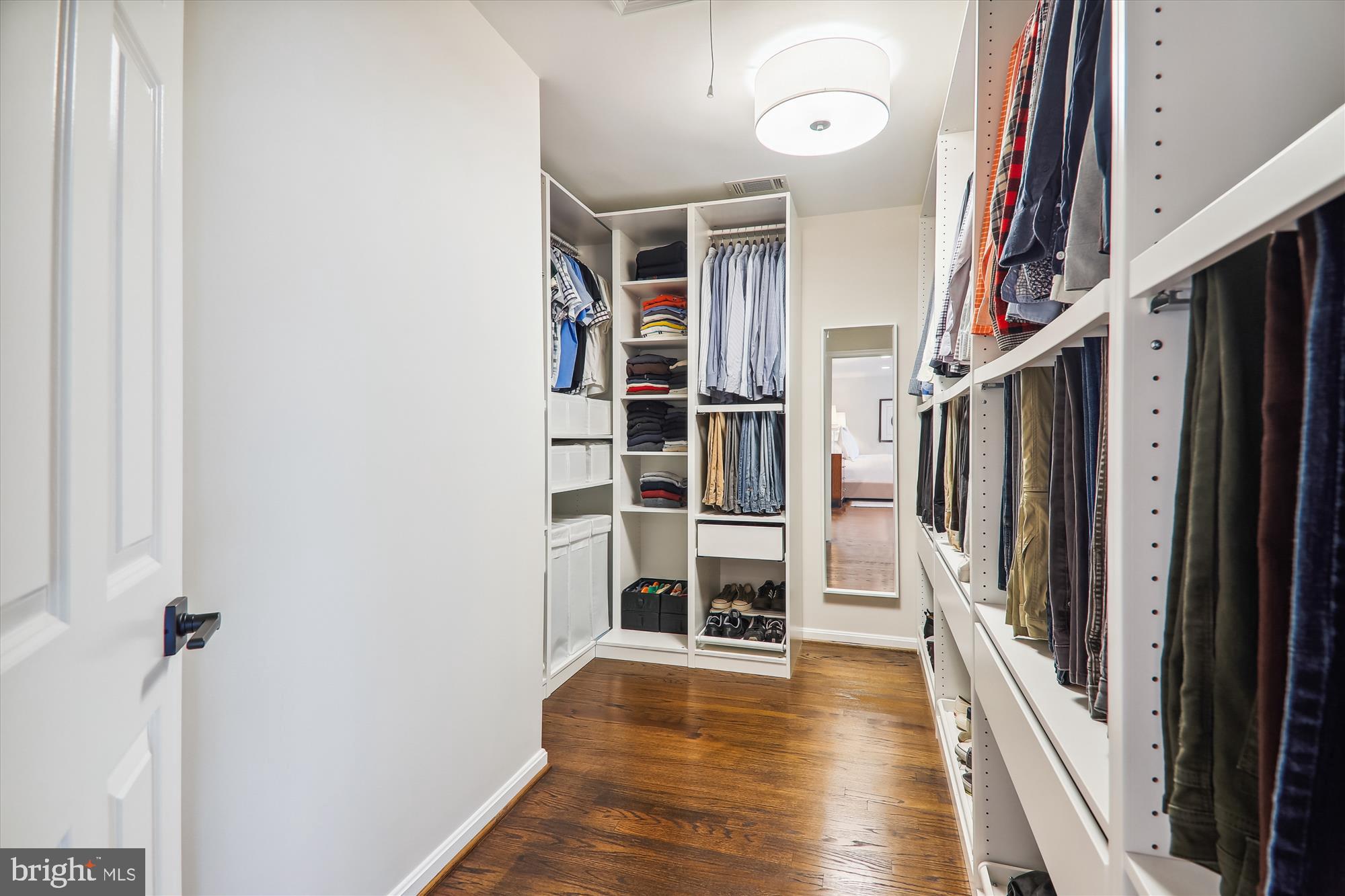 DARNESTOWN OUTSIDE - Residential