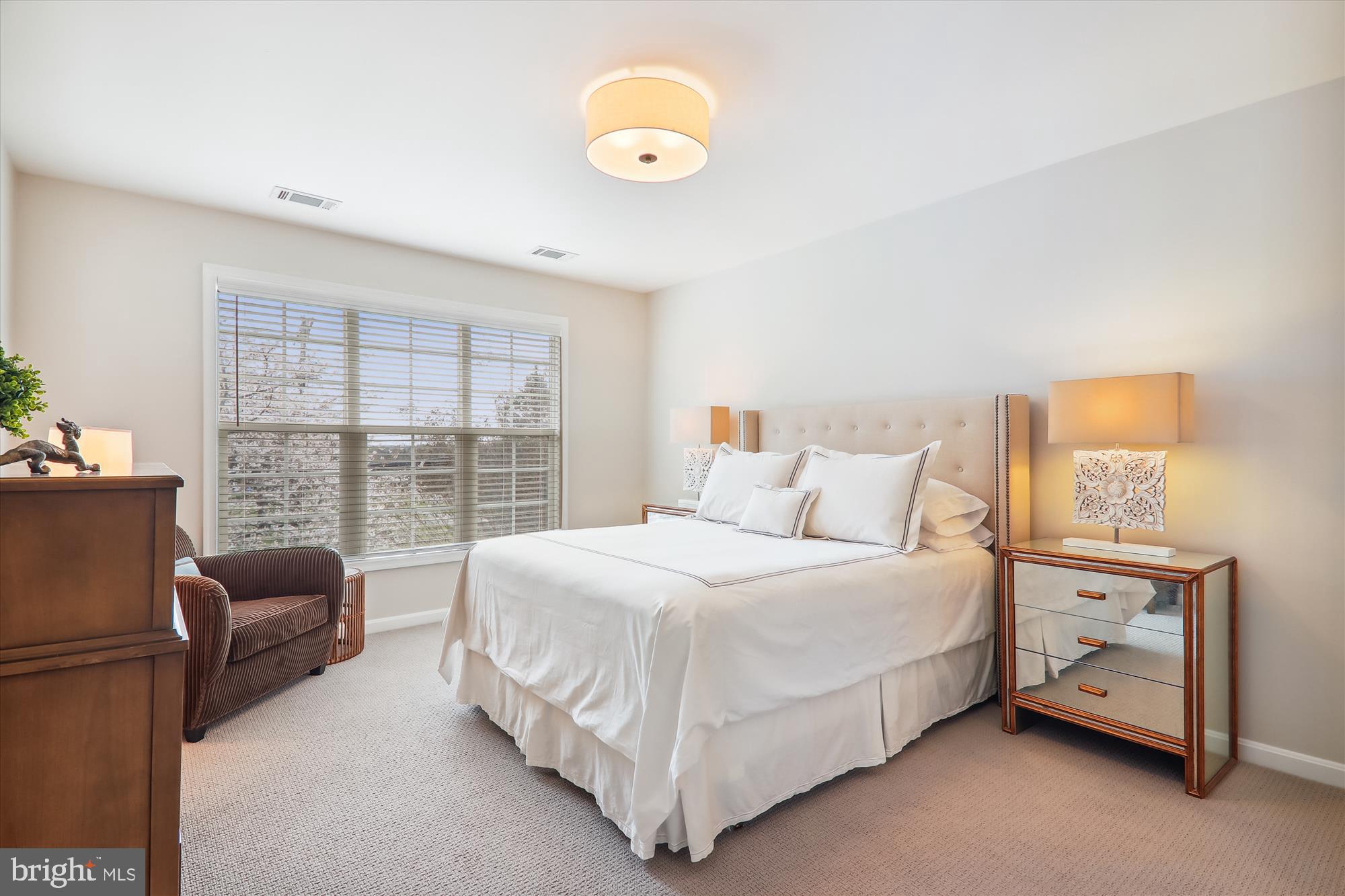 DARNESTOWN OUTSIDE - Residential