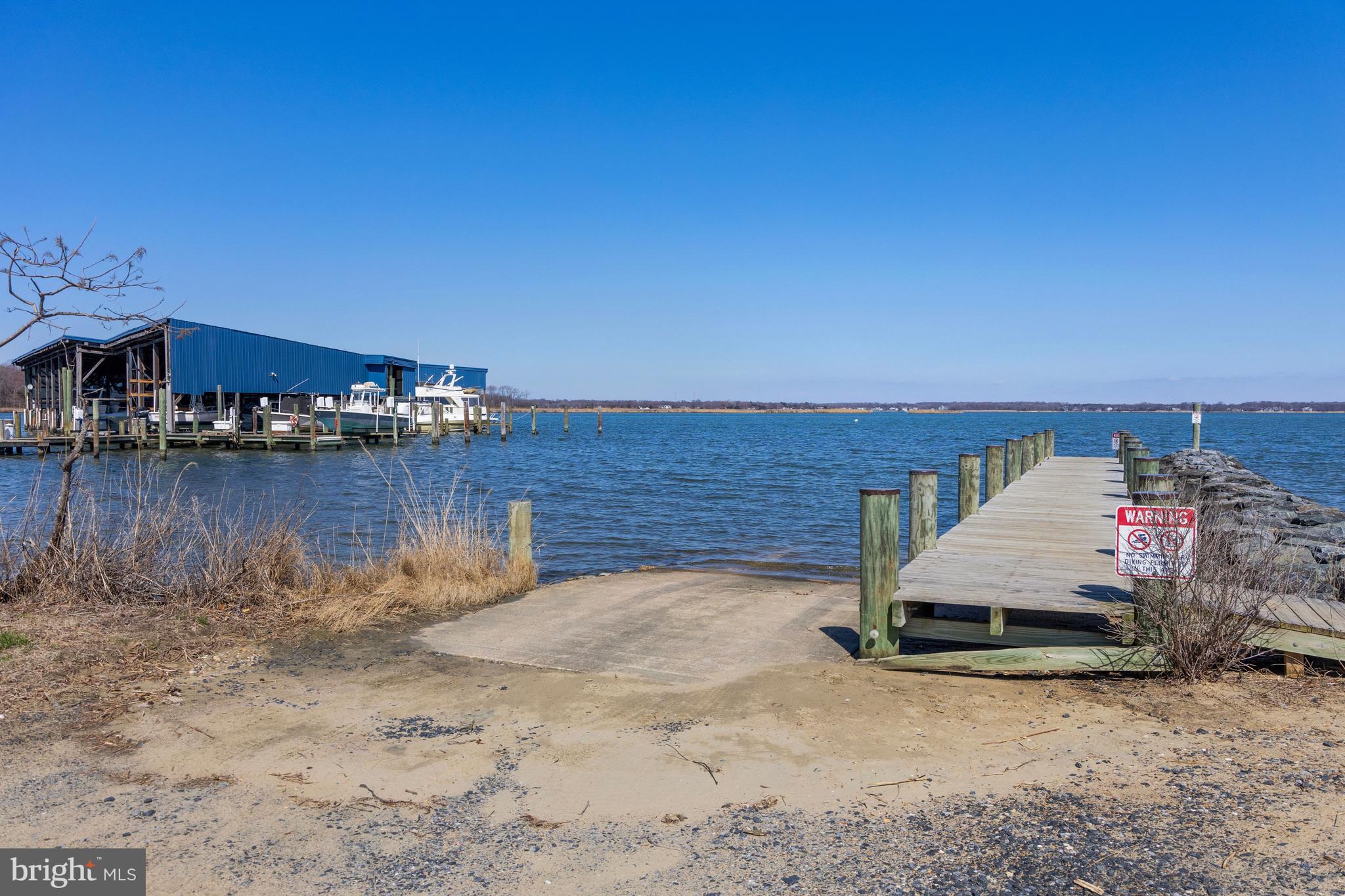 SELBY ON THE BAY - Residential