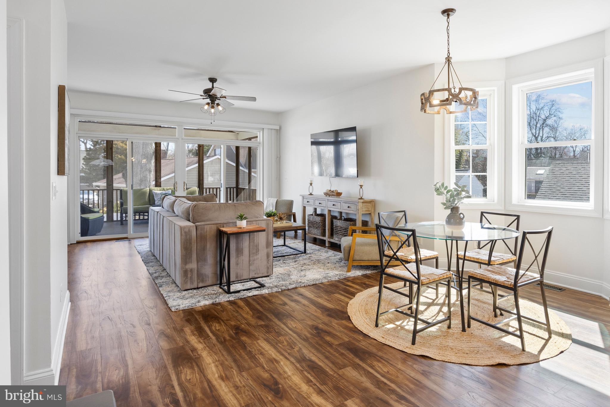 SELBY ON THE BAY - Residential