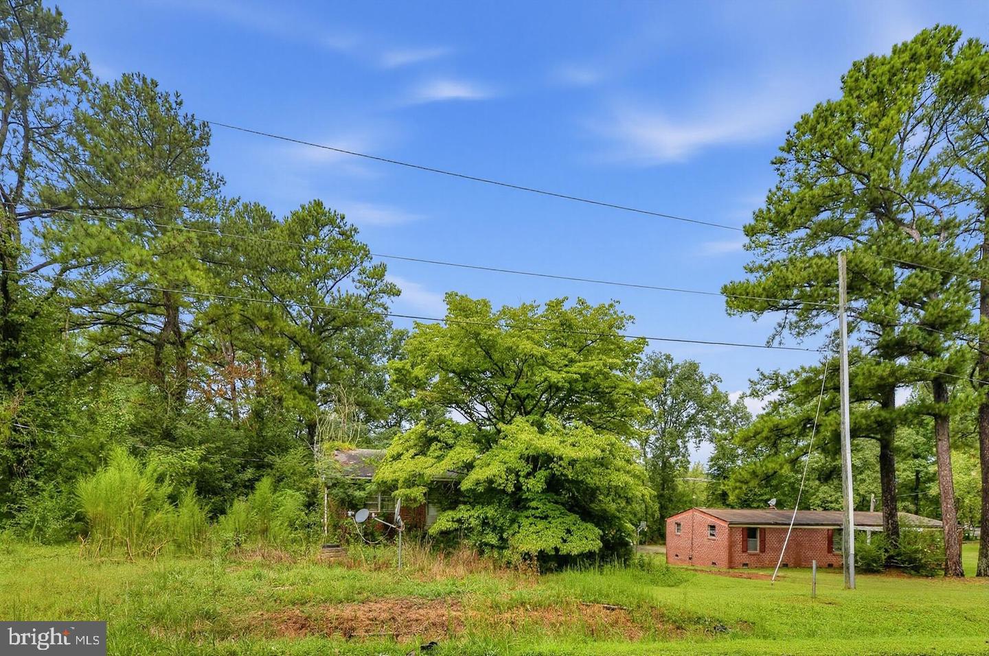 207 SIMMONS DRIVE