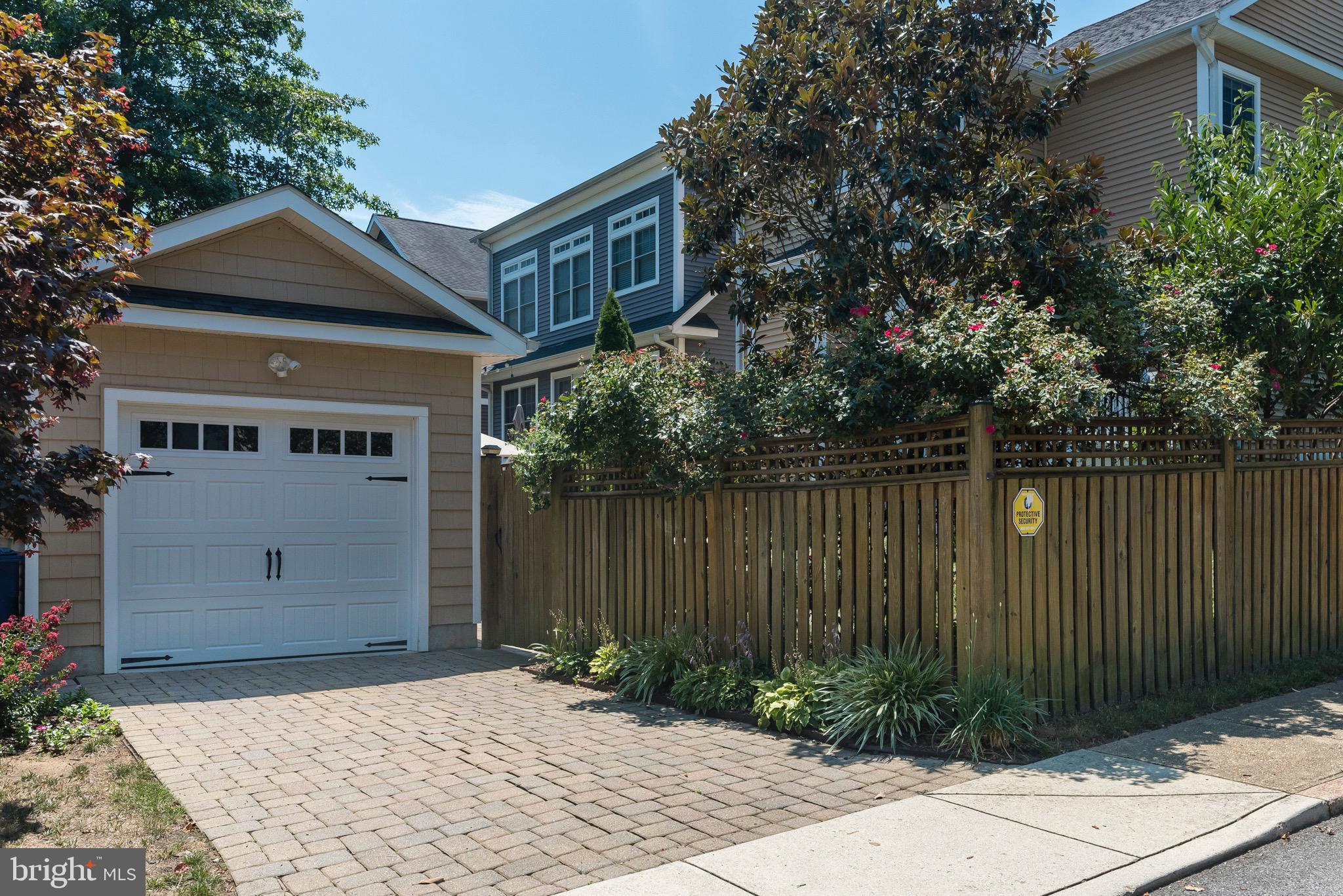 EASTPORT - Residential