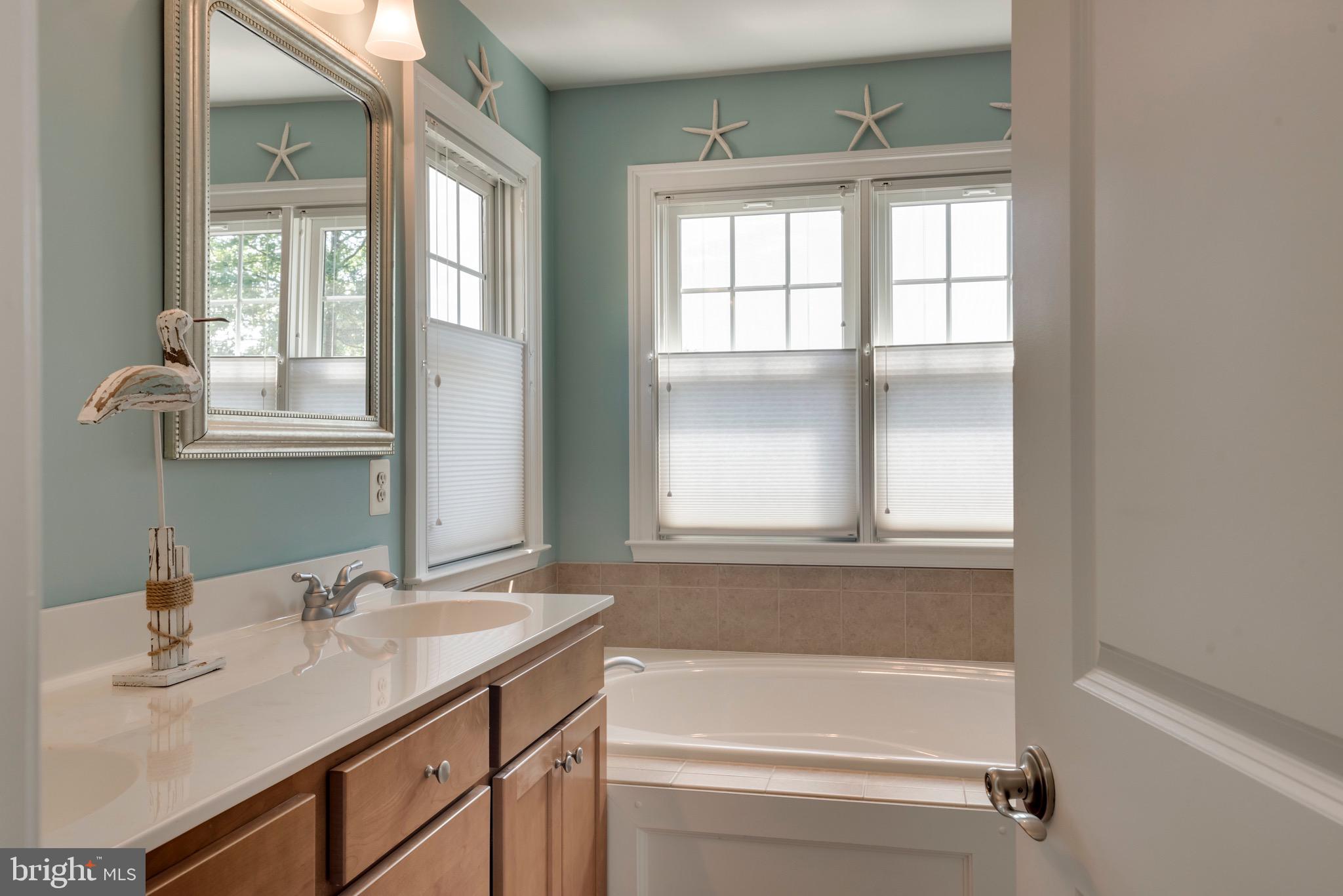 EASTPORT - Residential