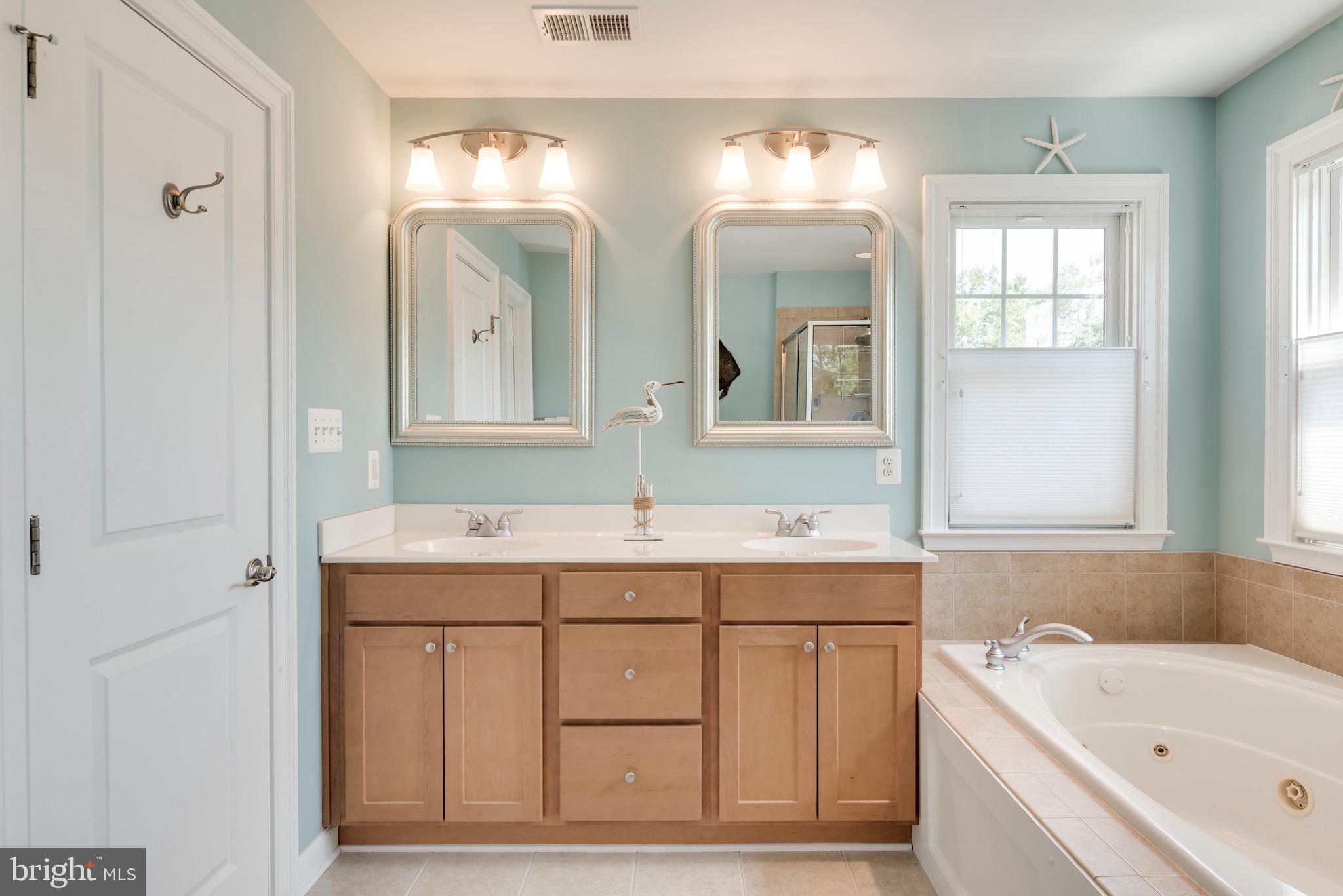 EASTPORT - Residential