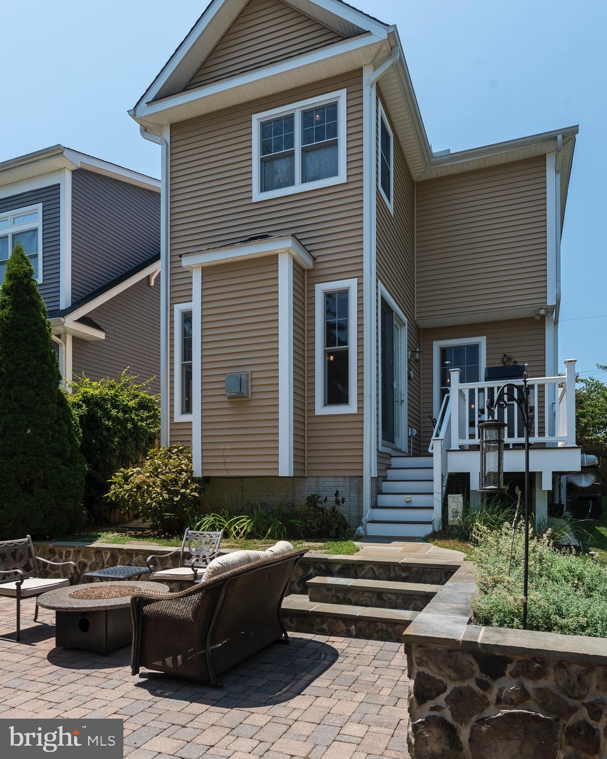 EASTPORT - Residential