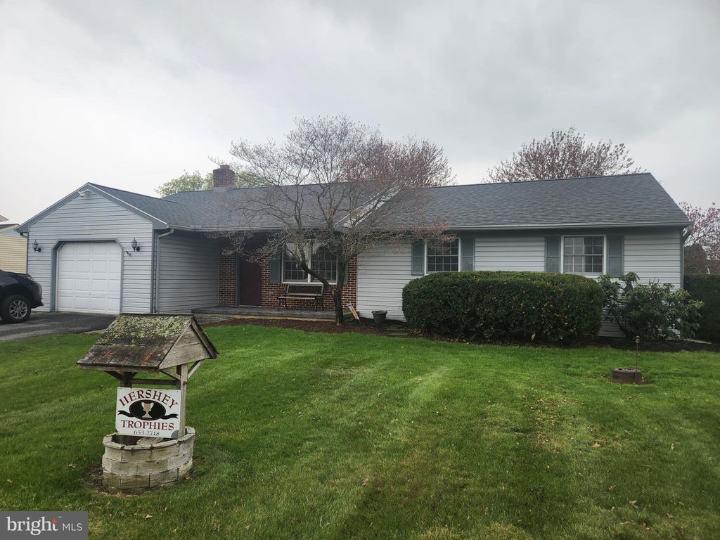 Photo of 2464 Mount Pleasant Road, MOUNT JOY, PA 17552 (MLS # PALA2068228)