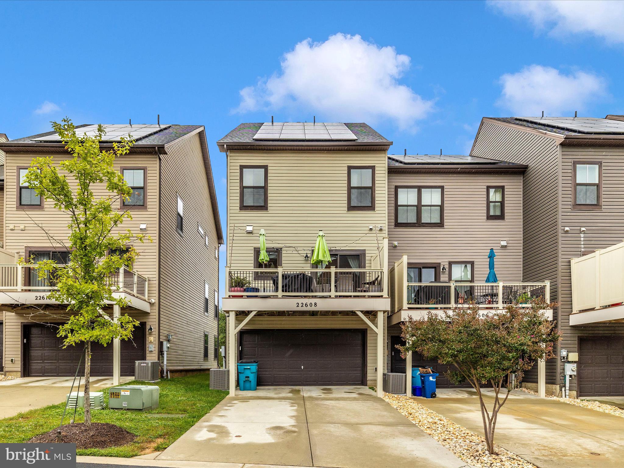 CLARKSBURG SQUARE - Residential