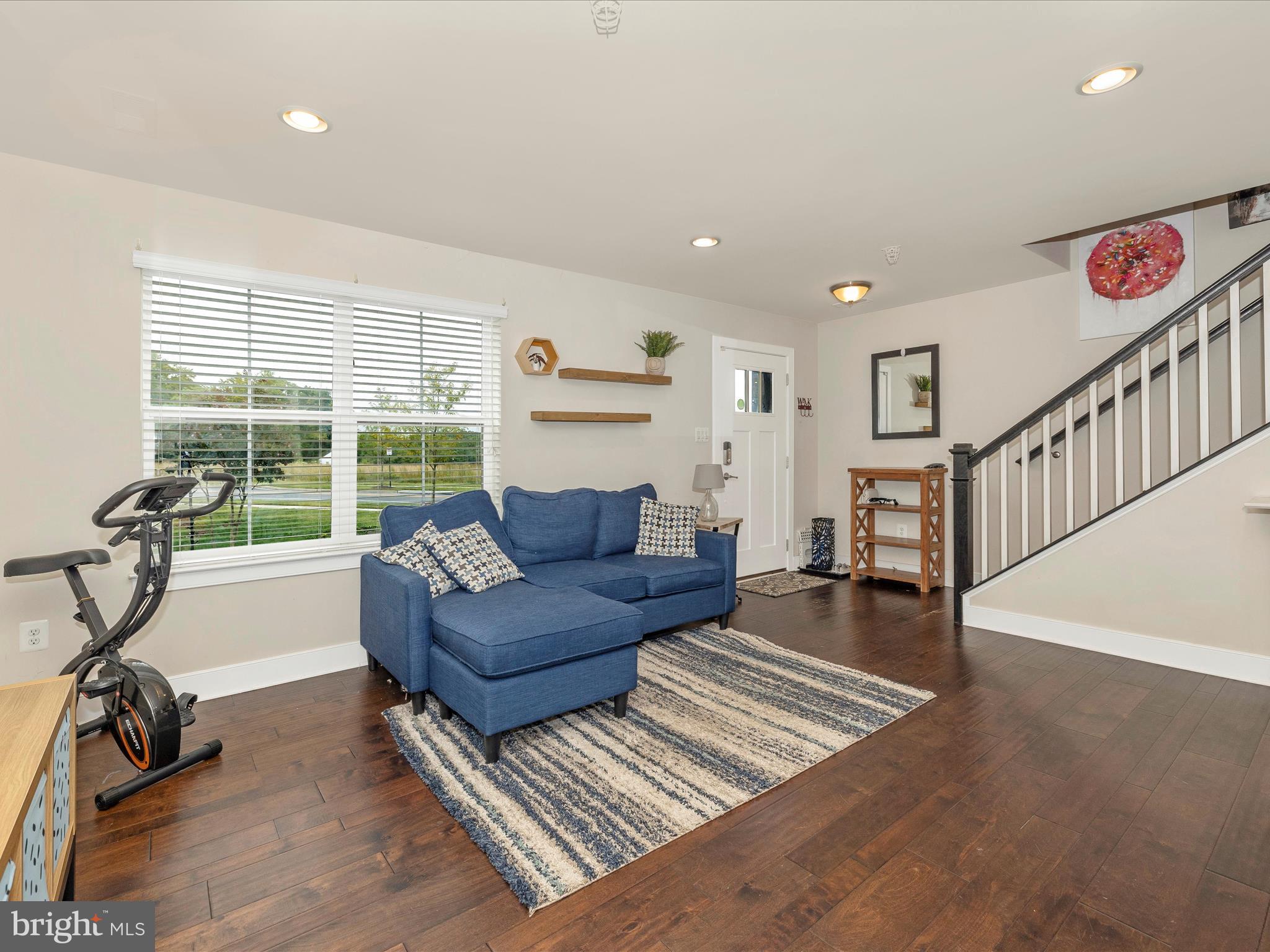 CLARKSBURG SQUARE - Residential