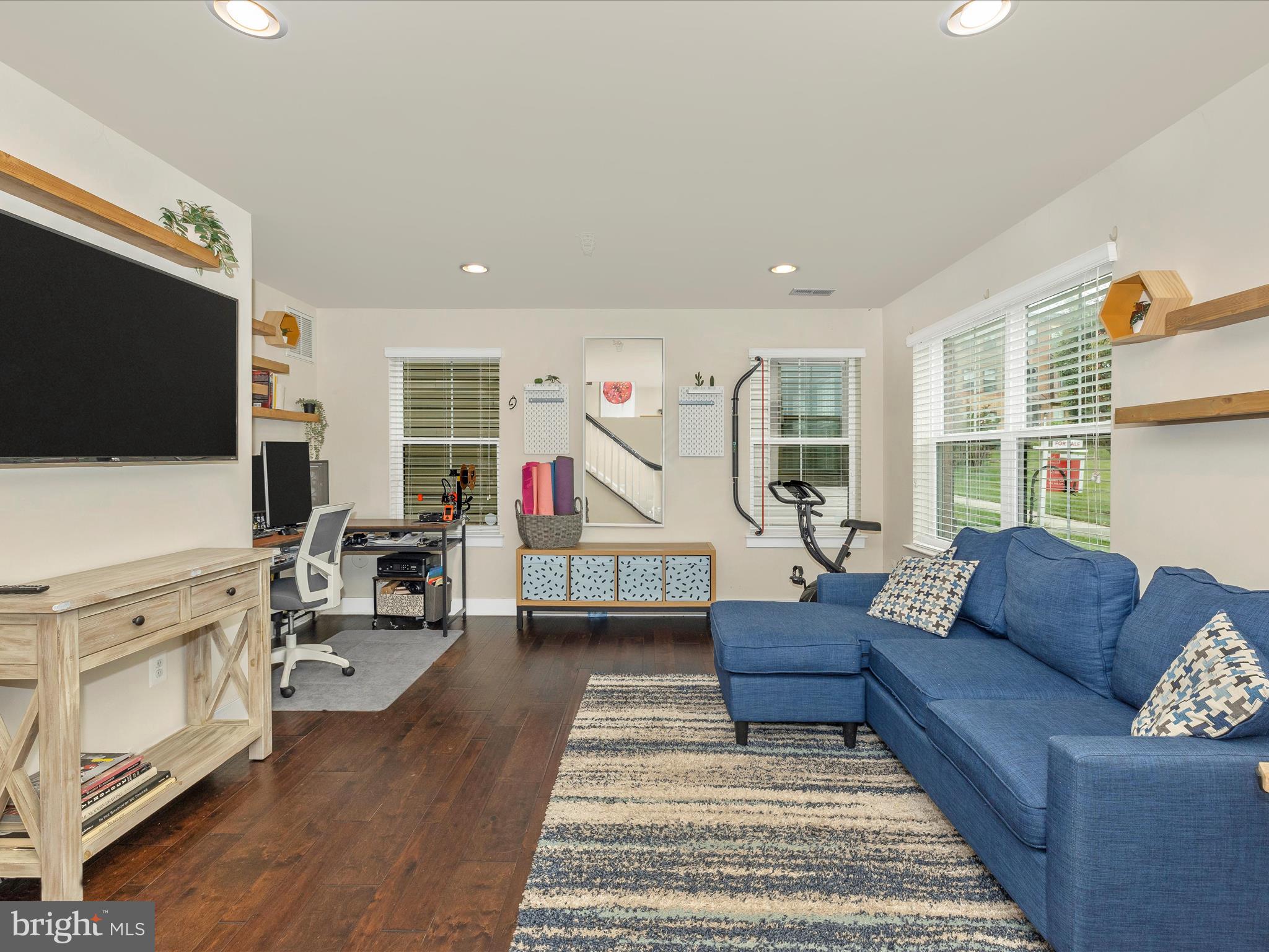 CLARKSBURG SQUARE - Residential