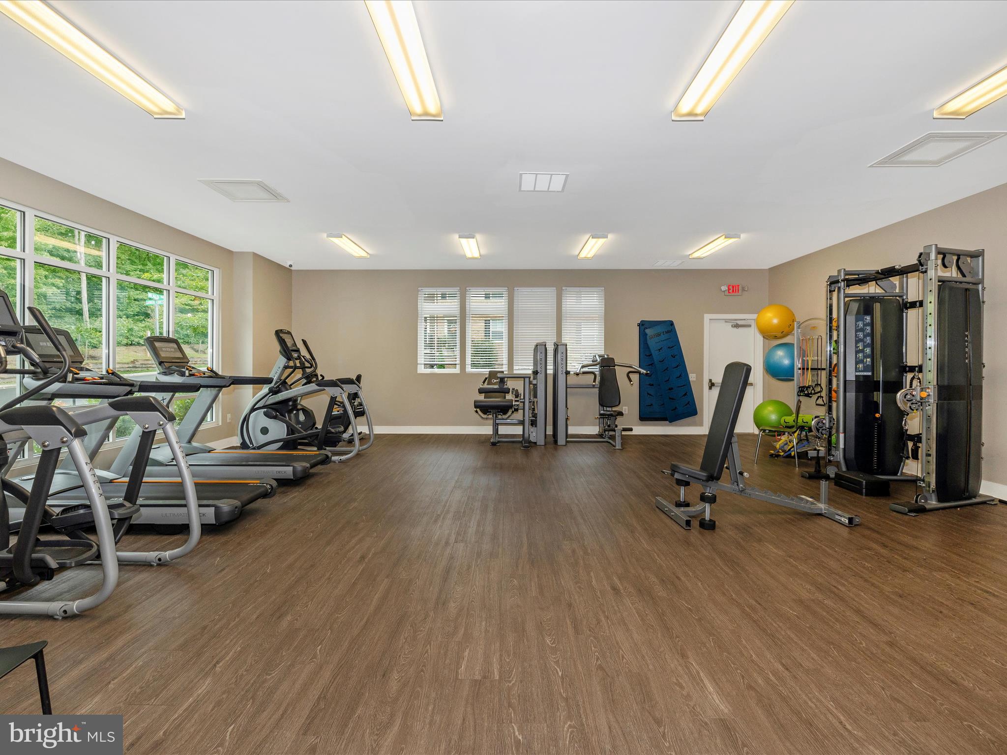 CLARKSBURG SQUARE - Residential