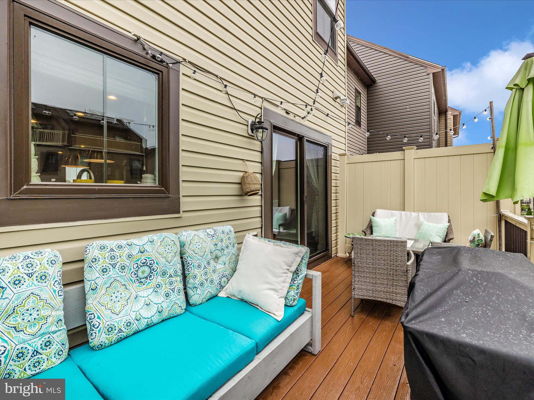 CLARKSBURG SQUARE - Residential