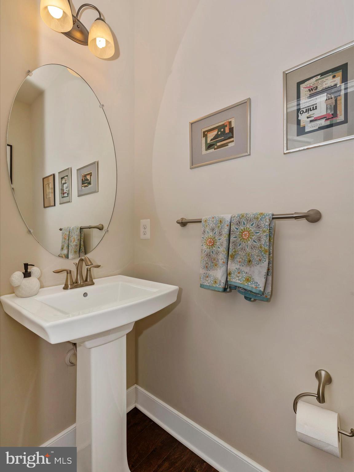 CLARKSBURG SQUARE - Residential