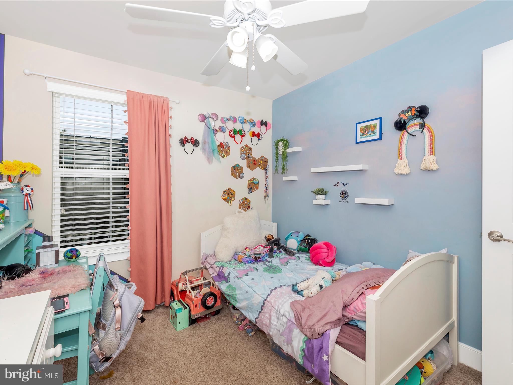 CLARKSBURG SQUARE - Residential