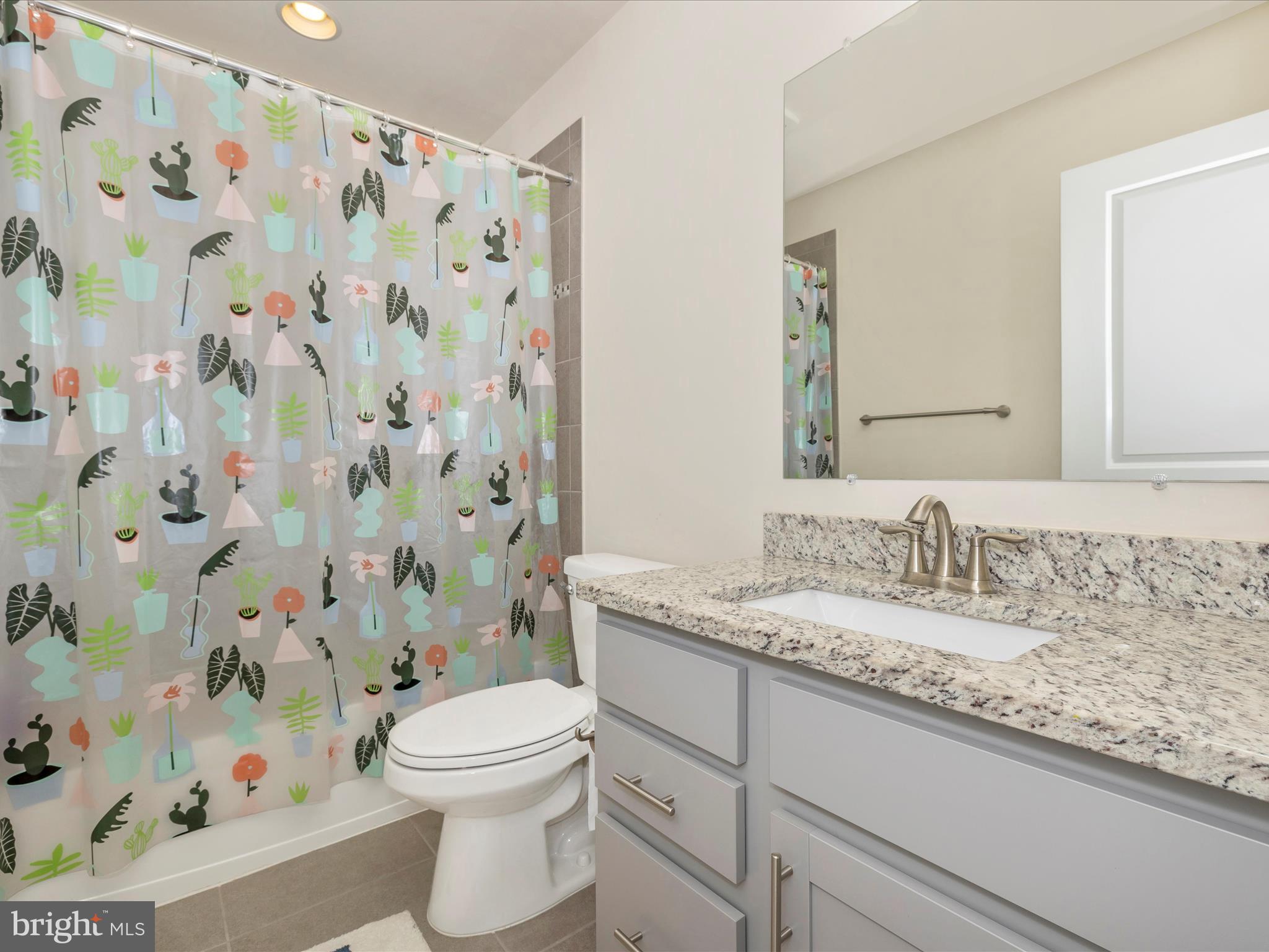 CLARKSBURG SQUARE - Residential