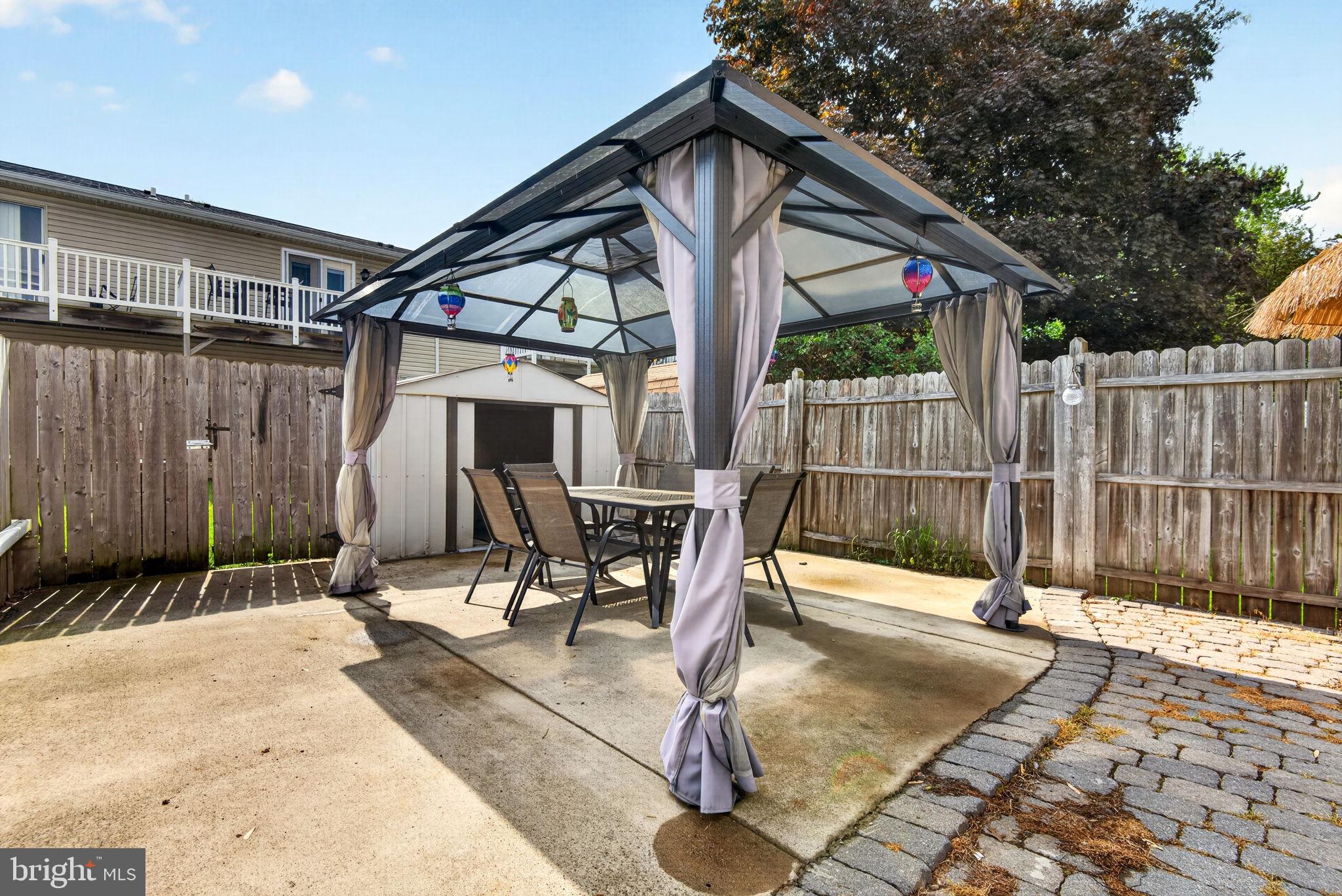 COLDBROOK MEADOWS - Residential