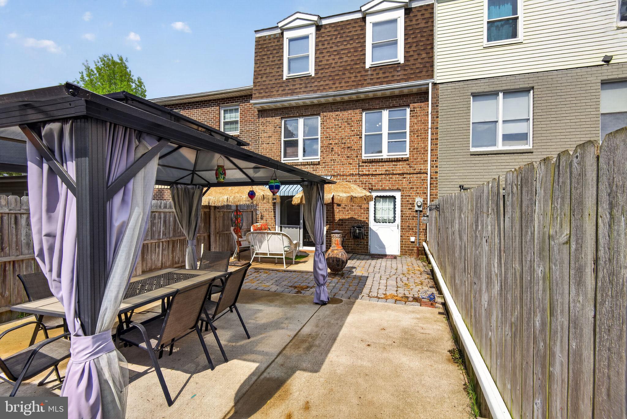 COLDBROOK MEADOWS - Residential