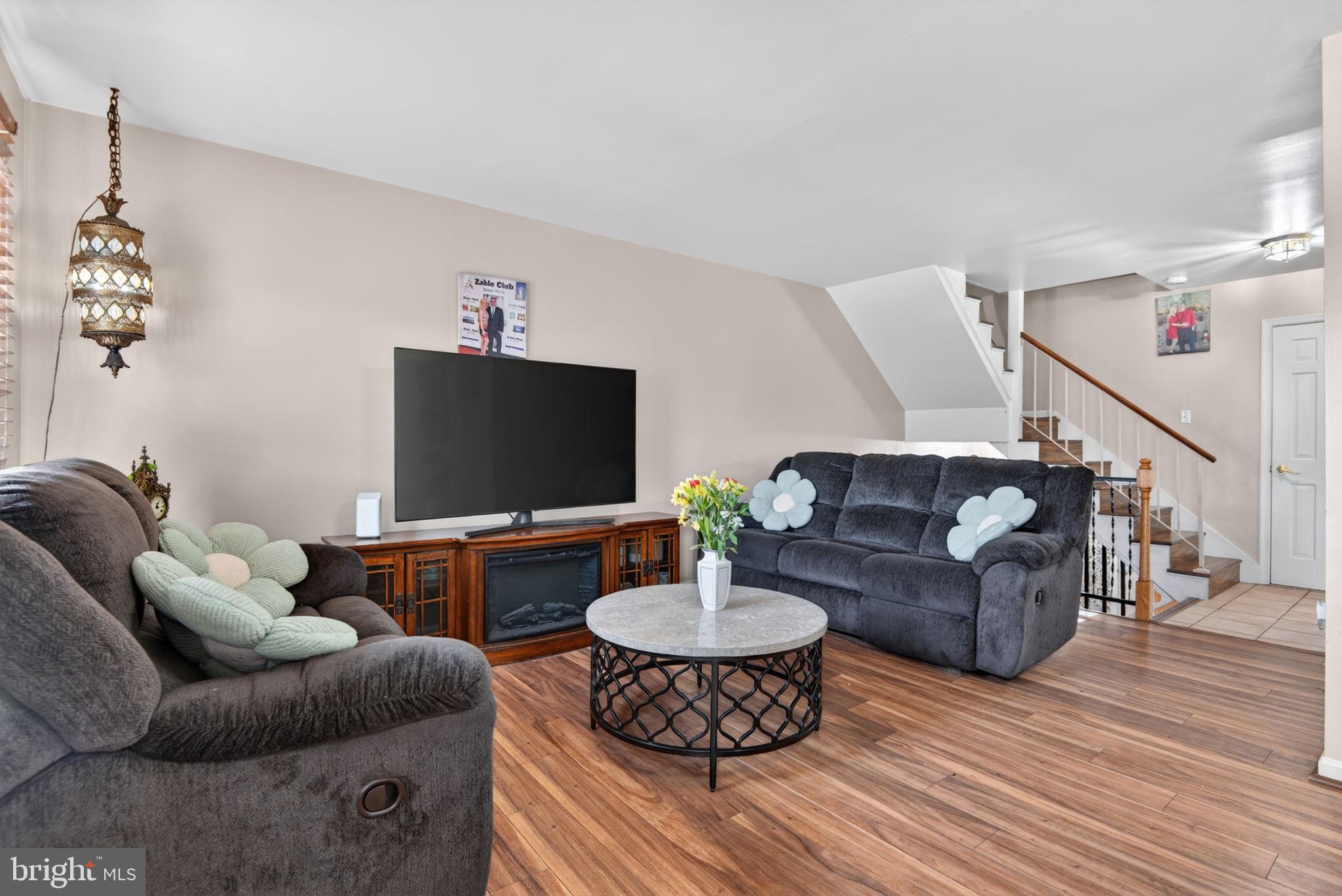 COLDBROOK MEADOWS - Residential
