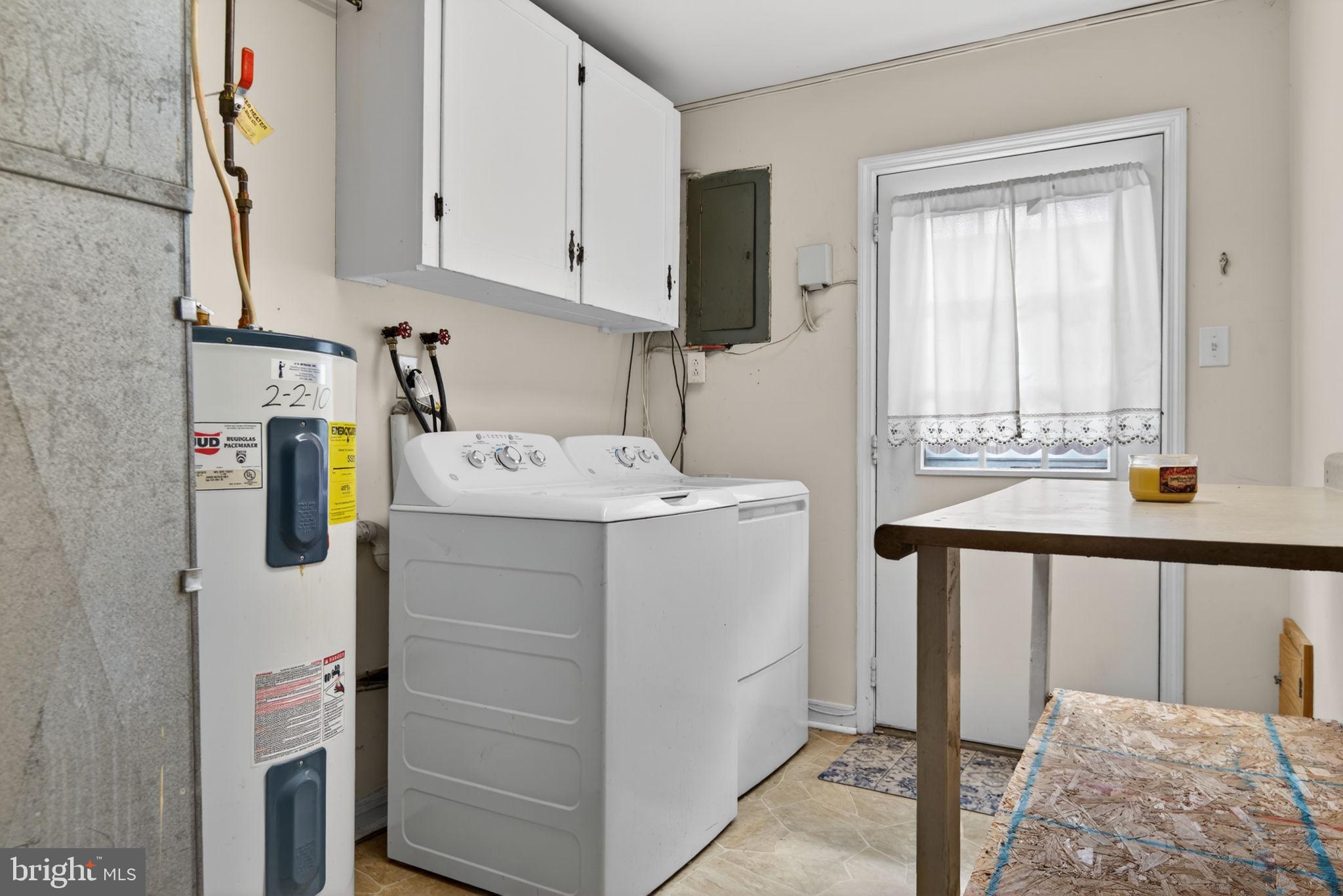COLDBROOK MEADOWS - Residential