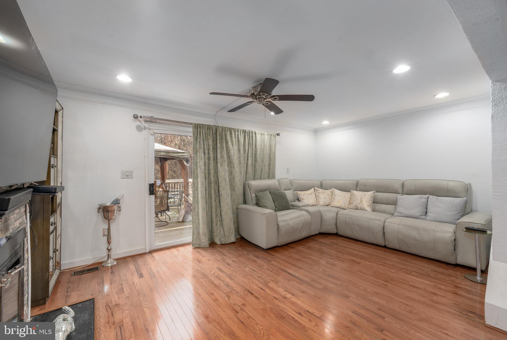 THE CEDARS - Residential