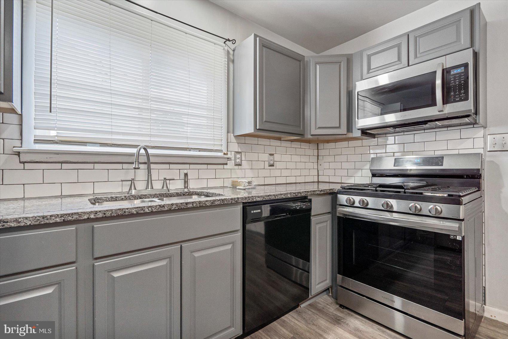 WESTVIEW PARK - Residential