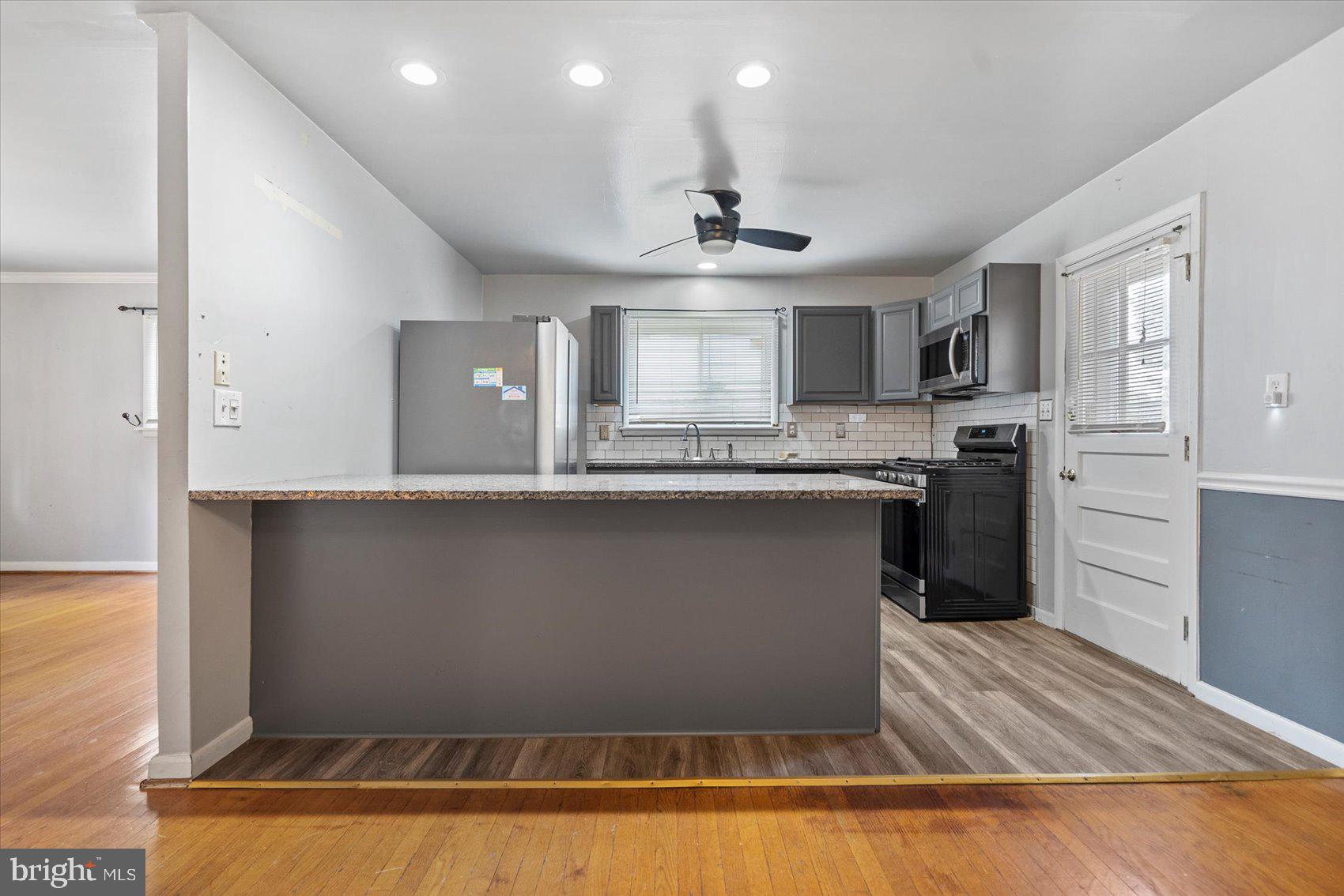 WESTVIEW PARK - Residential