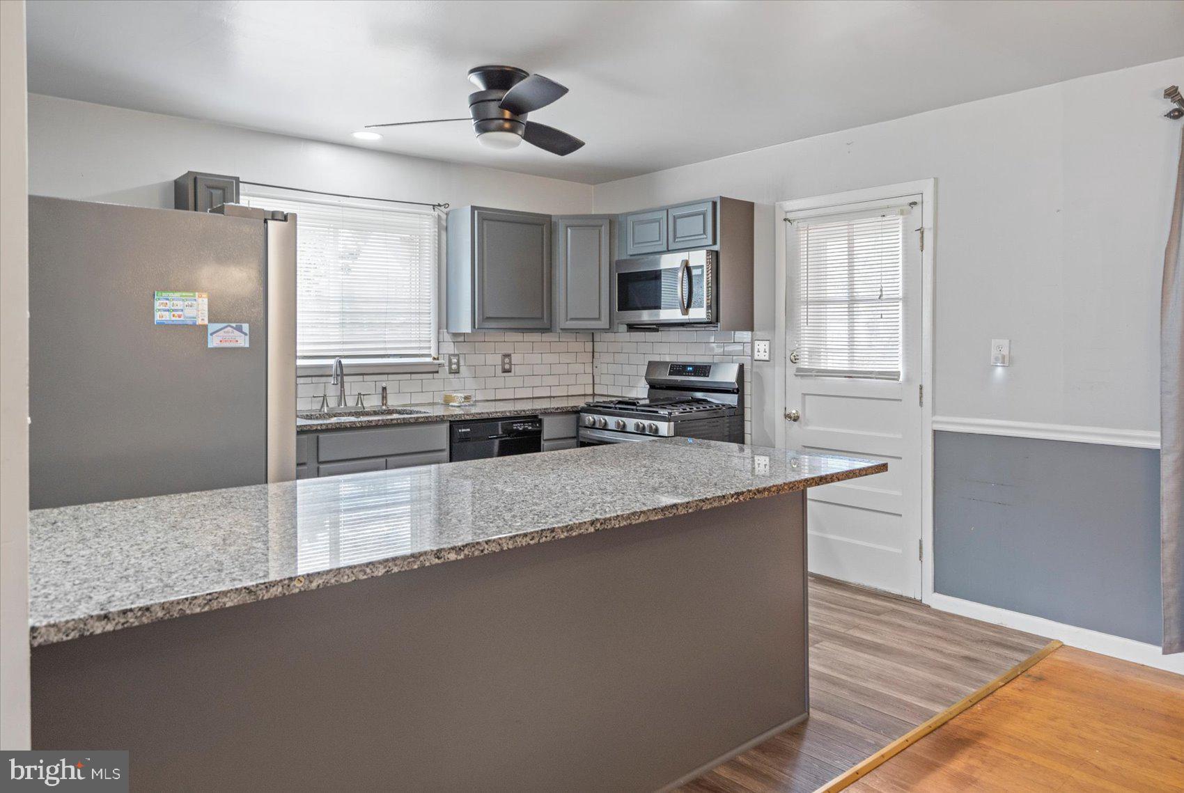 WESTVIEW PARK - Residential