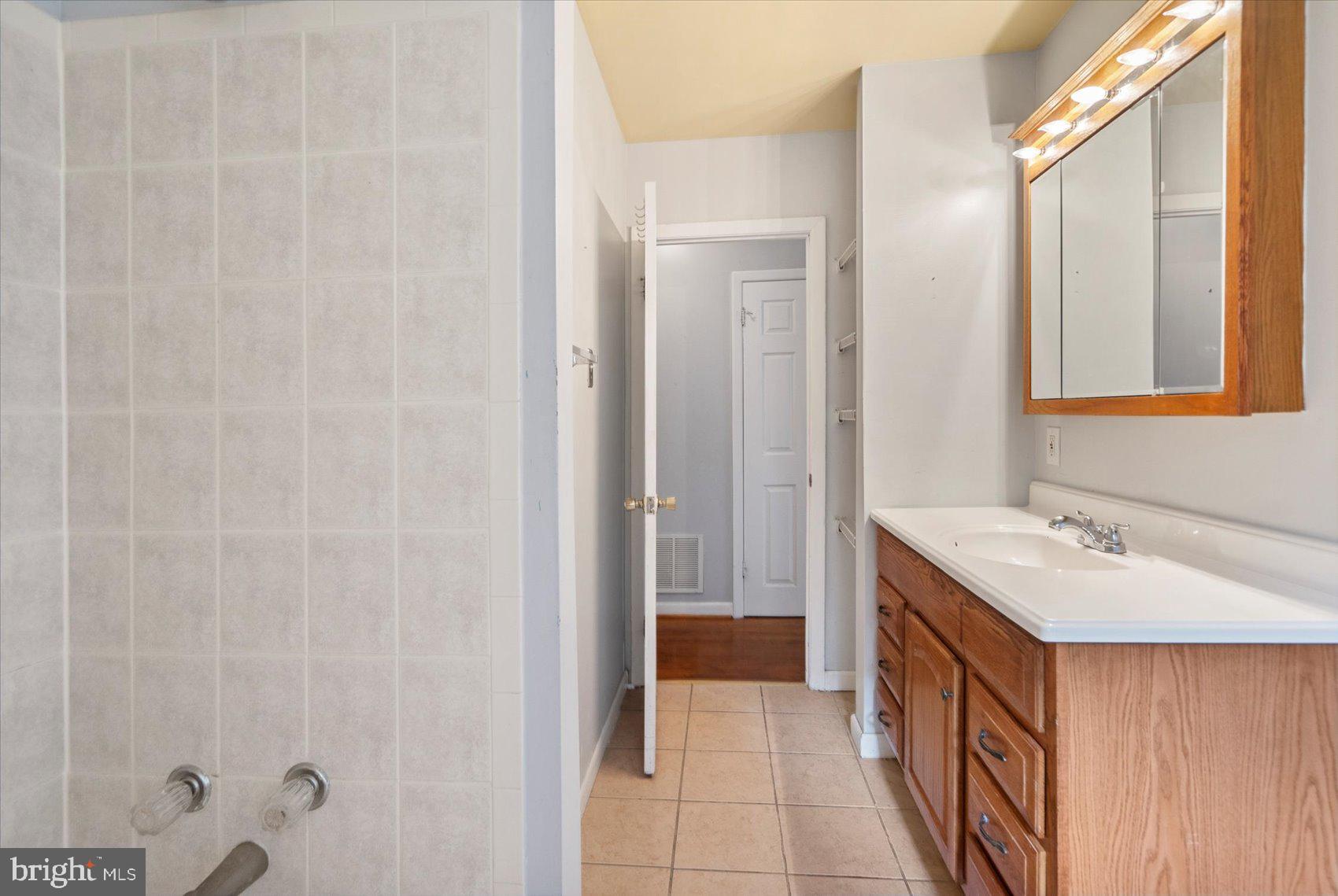 WESTVIEW PARK - Residential