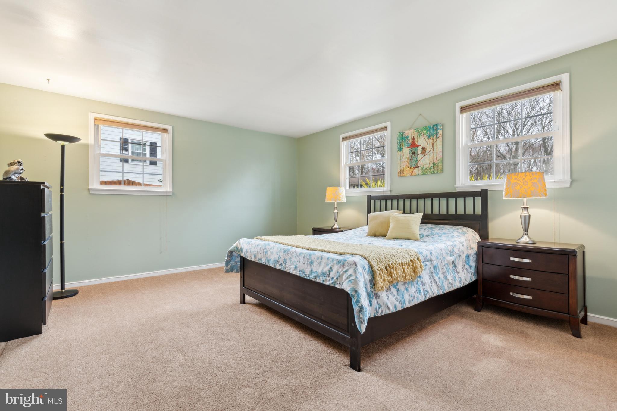 MOUNT VERNON MANOR - Residential