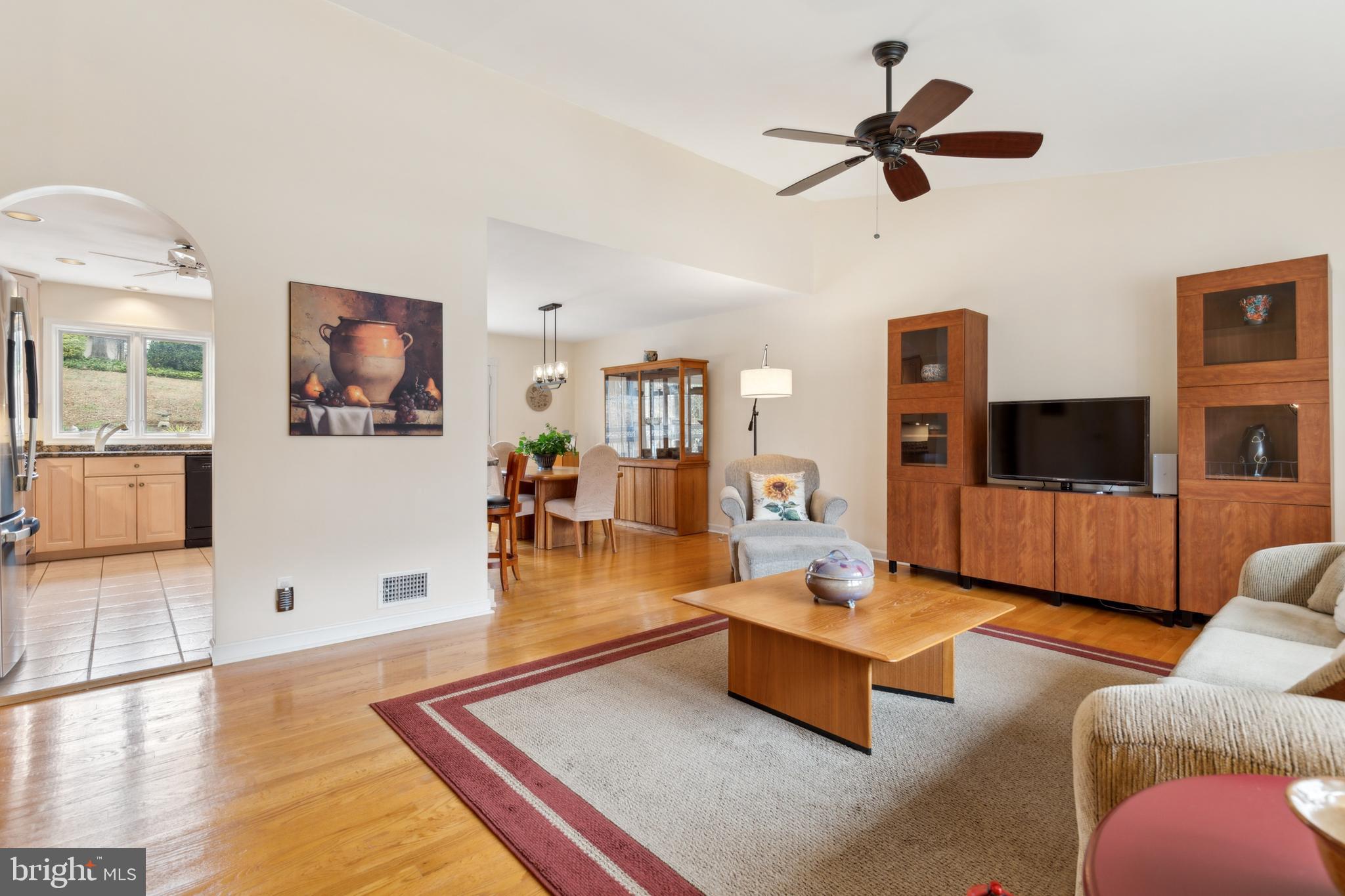 MOUNT VERNON MANOR - Residential