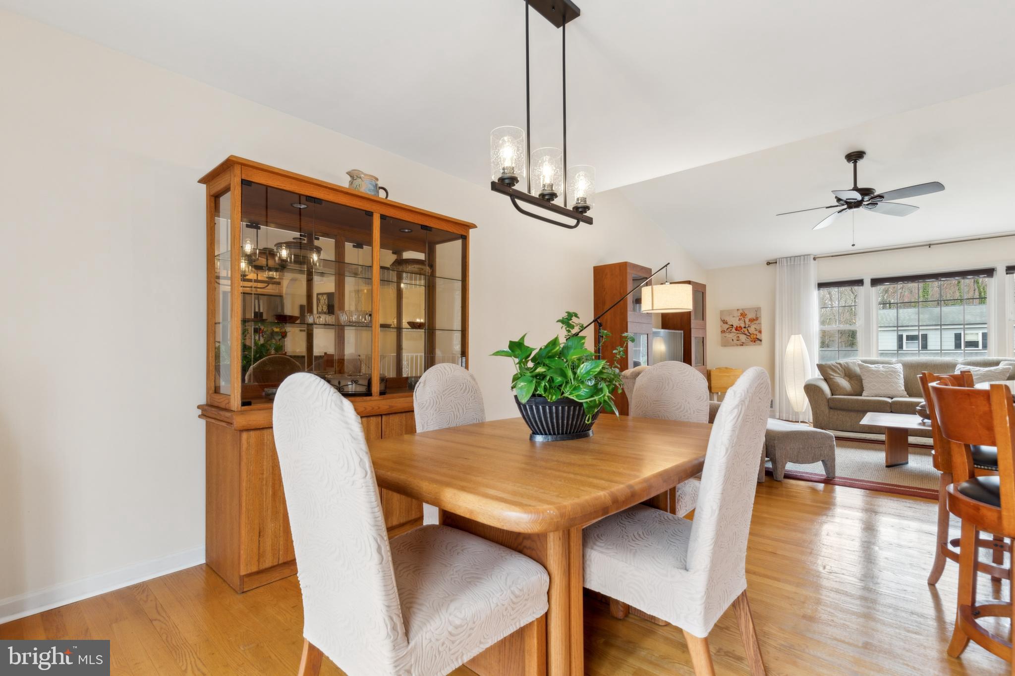 MOUNT VERNON MANOR - Residential