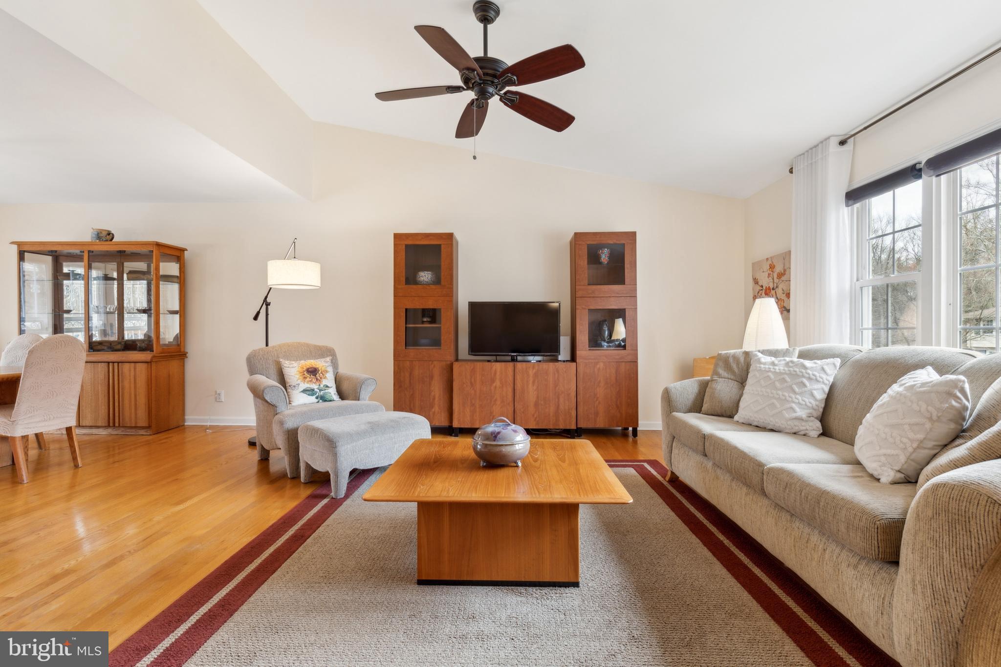 MOUNT VERNON MANOR - Residential