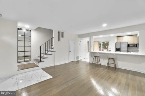 12 Coats Bridge Place Unit 2F, Frederick, MD 21703 - #: MDFR2080944