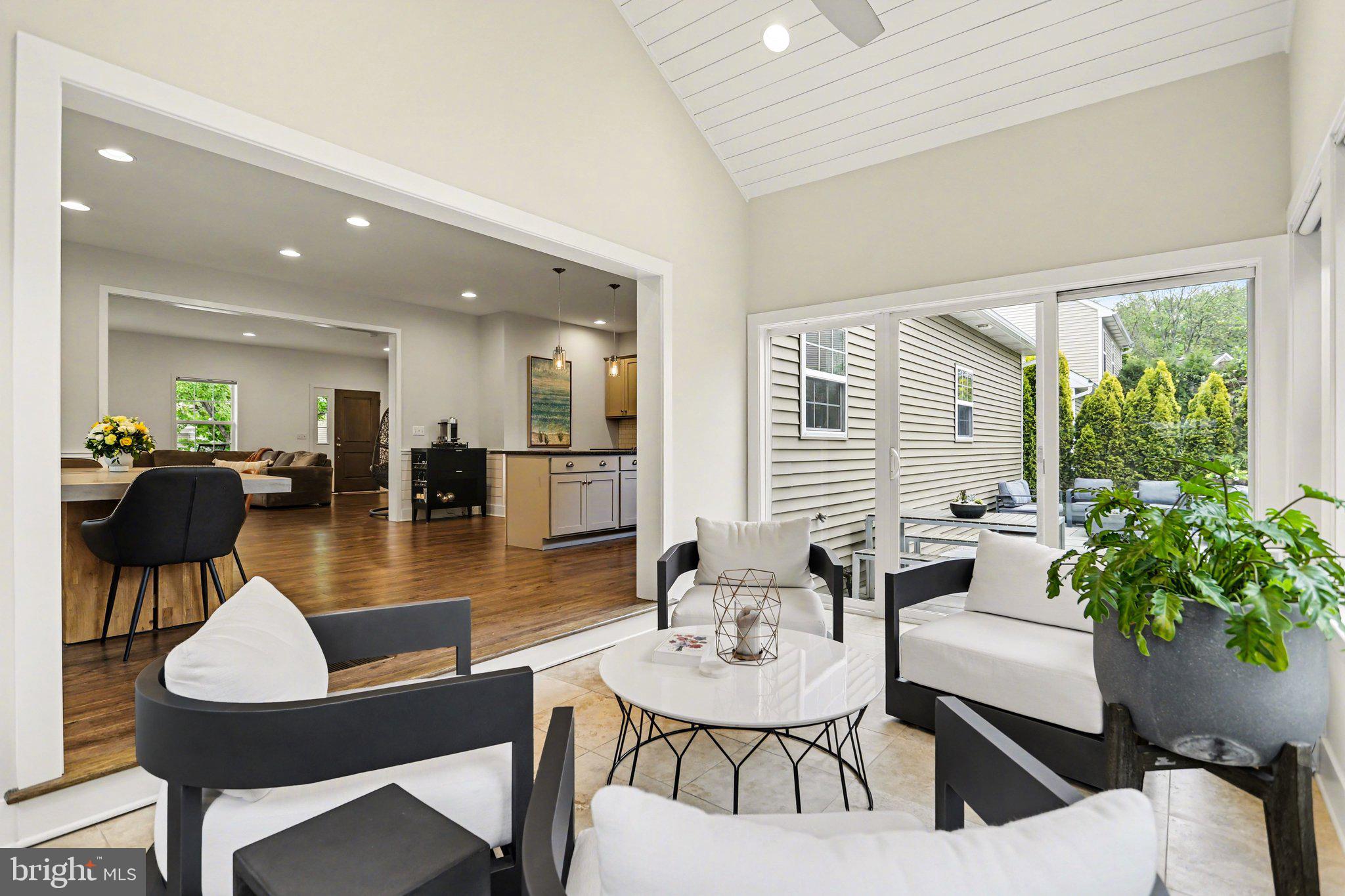 WILLOW BEND FARM - Residential